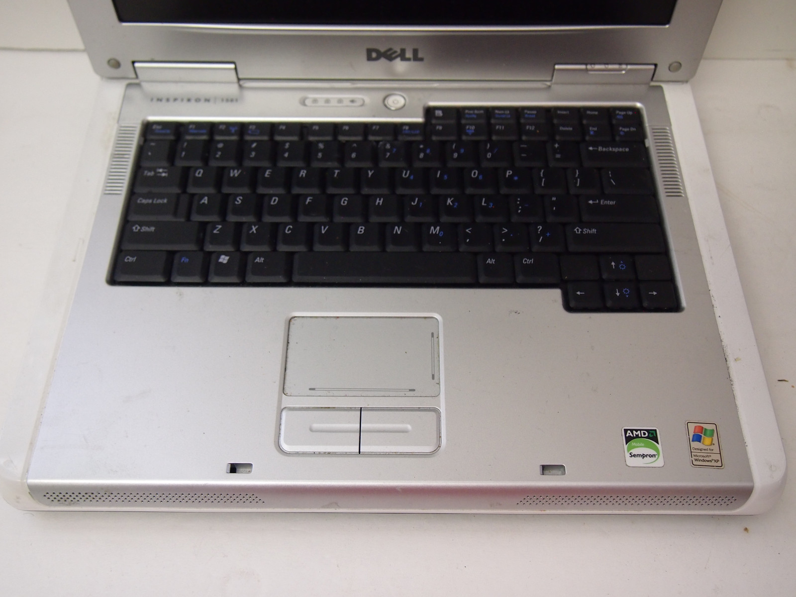 Dell Inspiron Laptop UNKOWN WORKING ORDER NO POWER CORD FOR PARTS