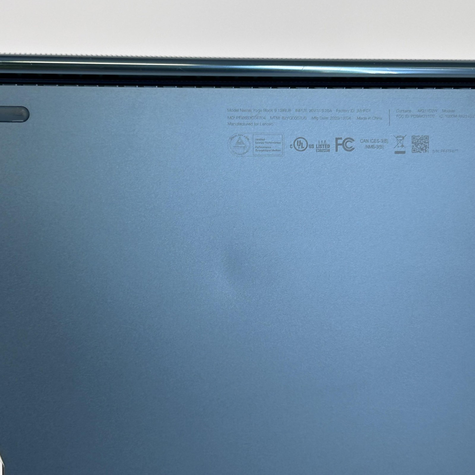 Lenovo Yoga Book 9i 13.3 Blue QHD+ TOUCH 1.7 GHz i7-1355U 16GB 512GB SSD Good