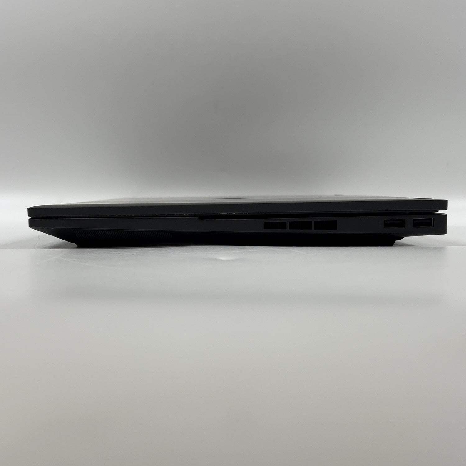 HP Omen 16-N0033DX 16″ Ryzen 7 6800H 3.2GHz 16GB RAM 1TB SSD AMD Radeon RX 6650M