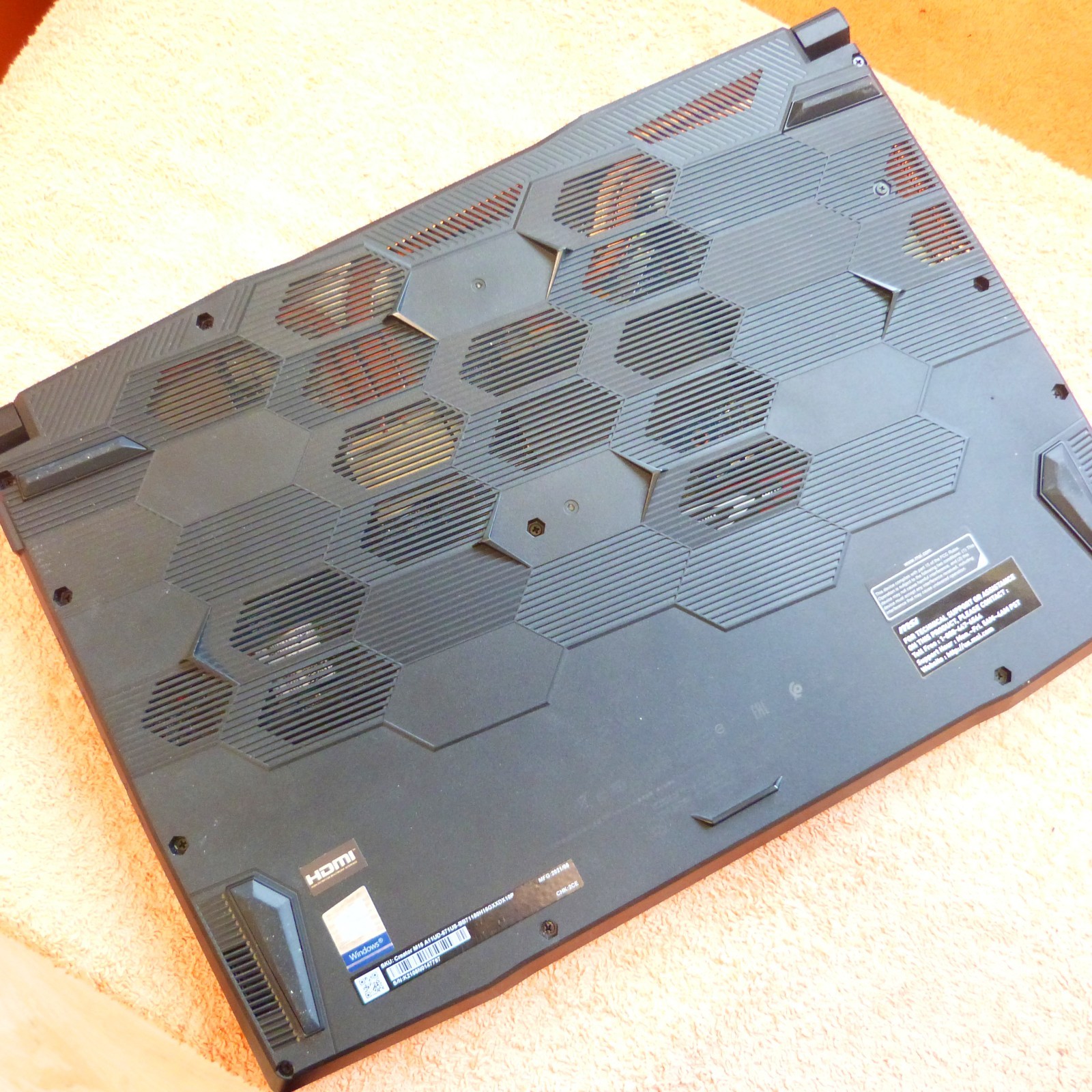 MSI Creator M16 A11 P3 2K QHD GeForce RTX I 64GB RAM I OCTA Core i7 11G 2TB SSD
