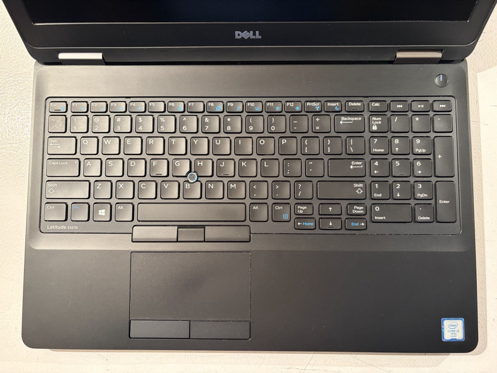 DELL LATITUDE E5570 FHD 15.6” INTEL i5-6300U 8GB RAM 250GB SSD WINDOWS 11 PRO