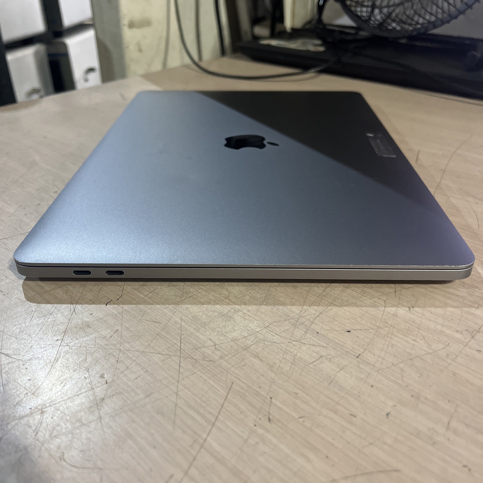 APPLE MACBOOK PRO 13″ 2020 4TB CORE I5-1038NG7 2.0GHZ 16GB RAM 512SSD