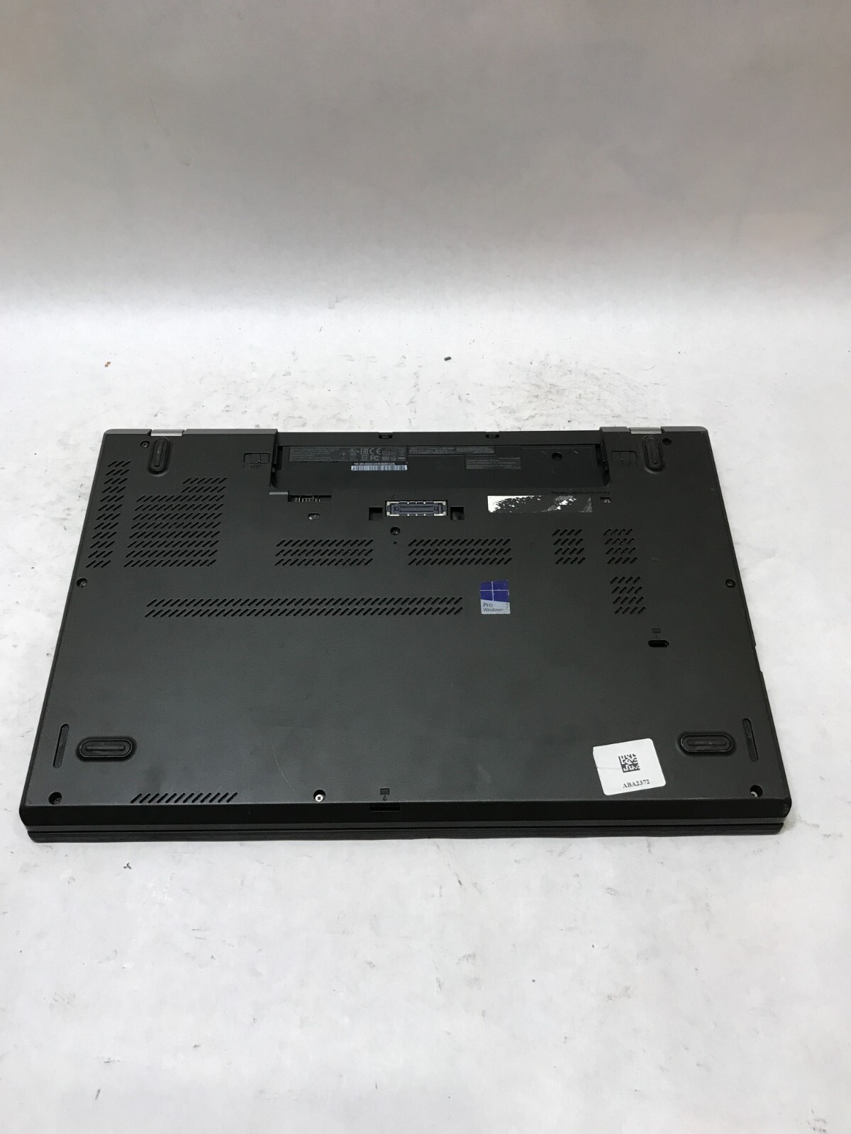 Lenovo ThinkPad T560 15″ Intel Core i5 4GB RAM 320GB HDD WIN 10 Missing Key – DW