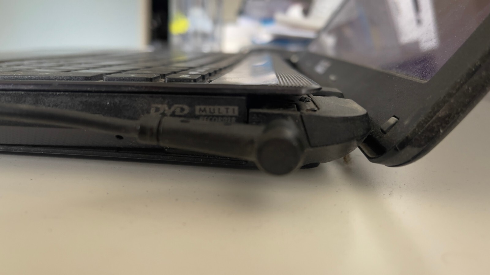 ASUS Laptop A8 AMD VISION