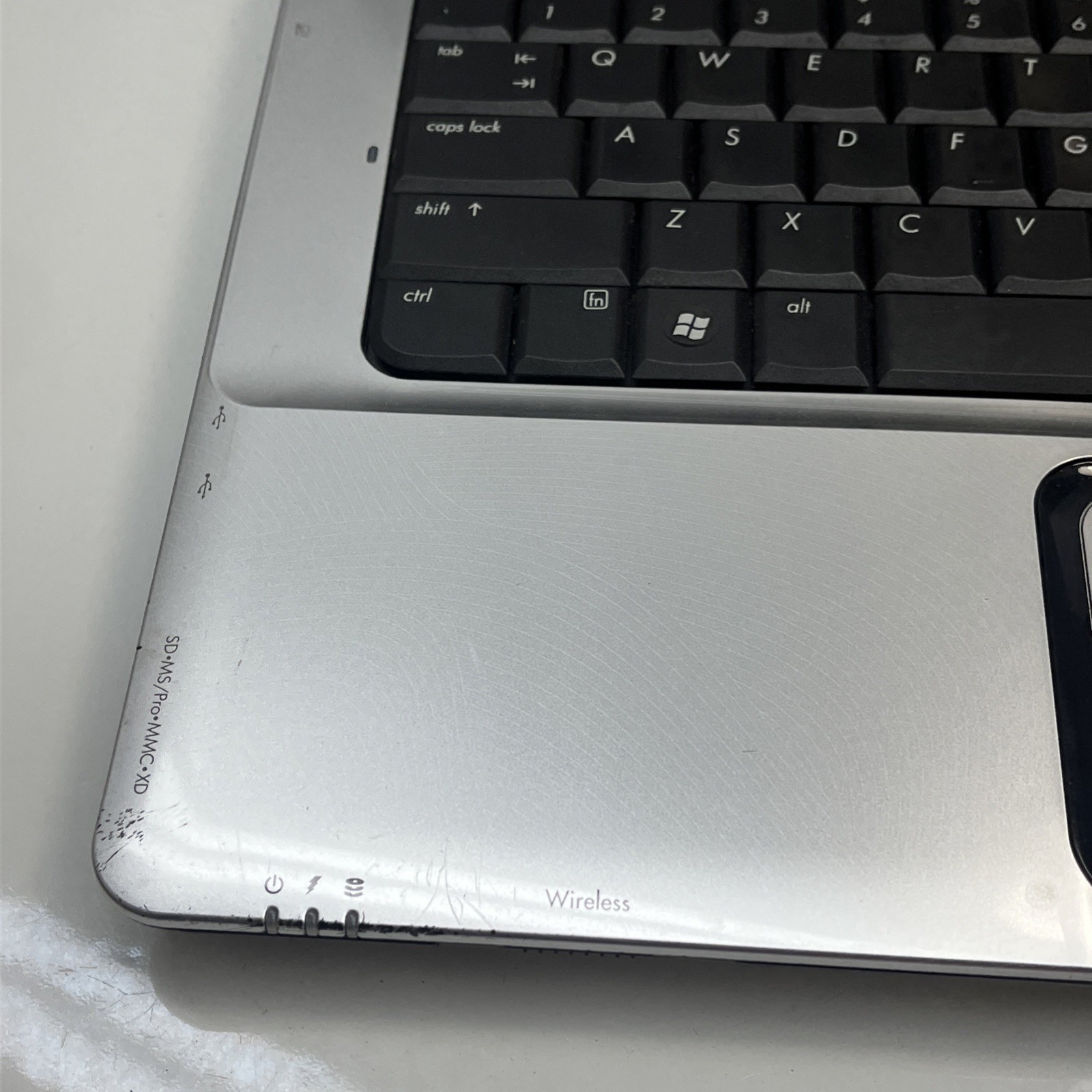 HP Pavilion Entertainment PC Laptop DV6000 For Parts or Repair