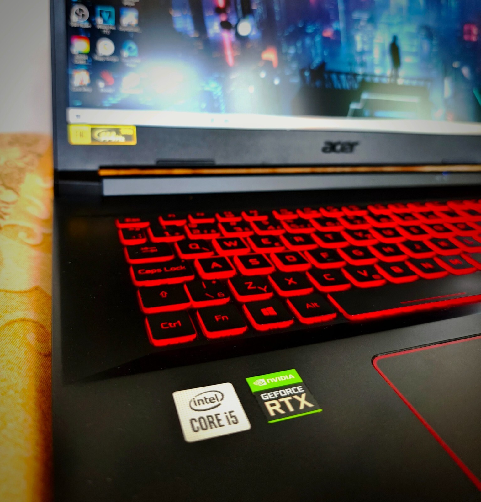 Herní notebook Acer Nitro 5 + HERNÍ MYŠ, PODLOŽKA A SLUCHÁTKA ZDARMA!!!