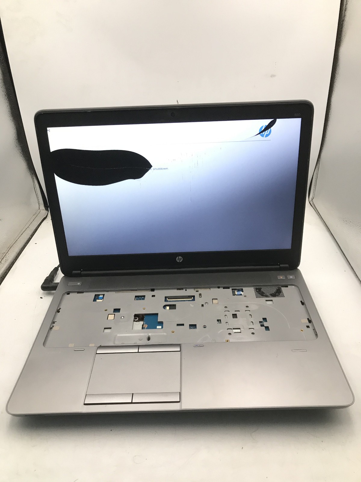 HP PROBOOK 650 G1 – FOR PARTS/BROKEN LCD – INTEL I5 4TH GEN – NO RAM – READ – BB