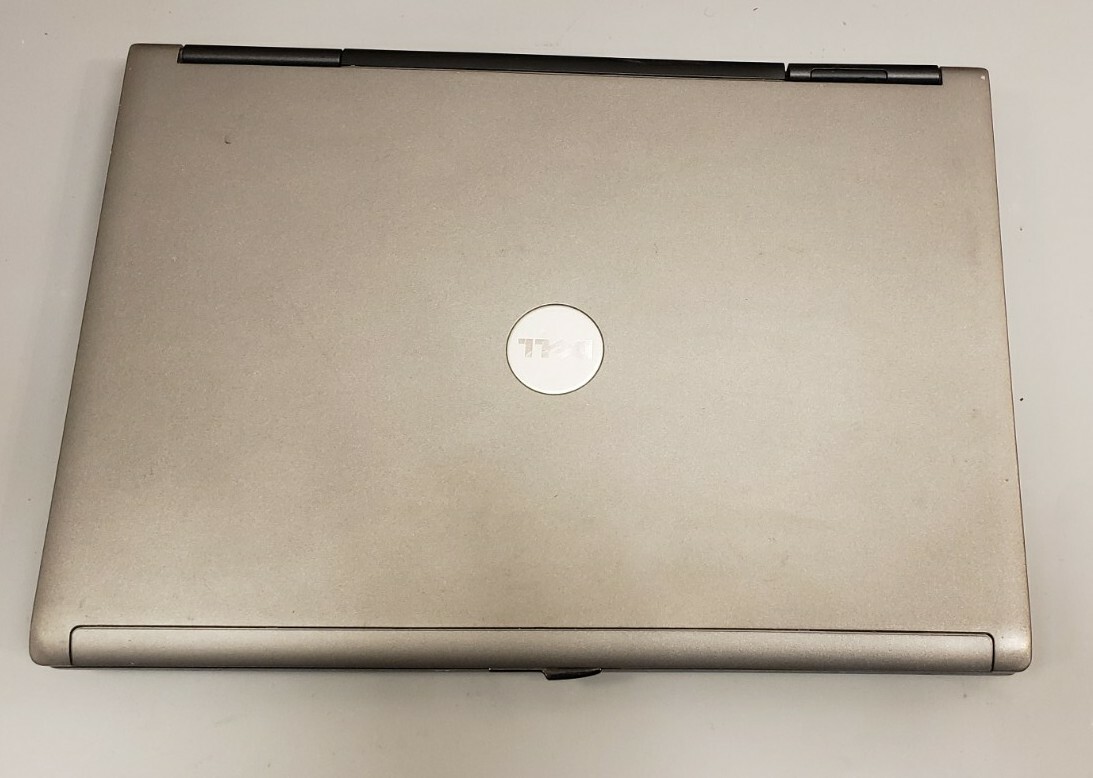 Dell Latitude D630 Intel Core 2 DUO motherboard and casing- Screen cracked