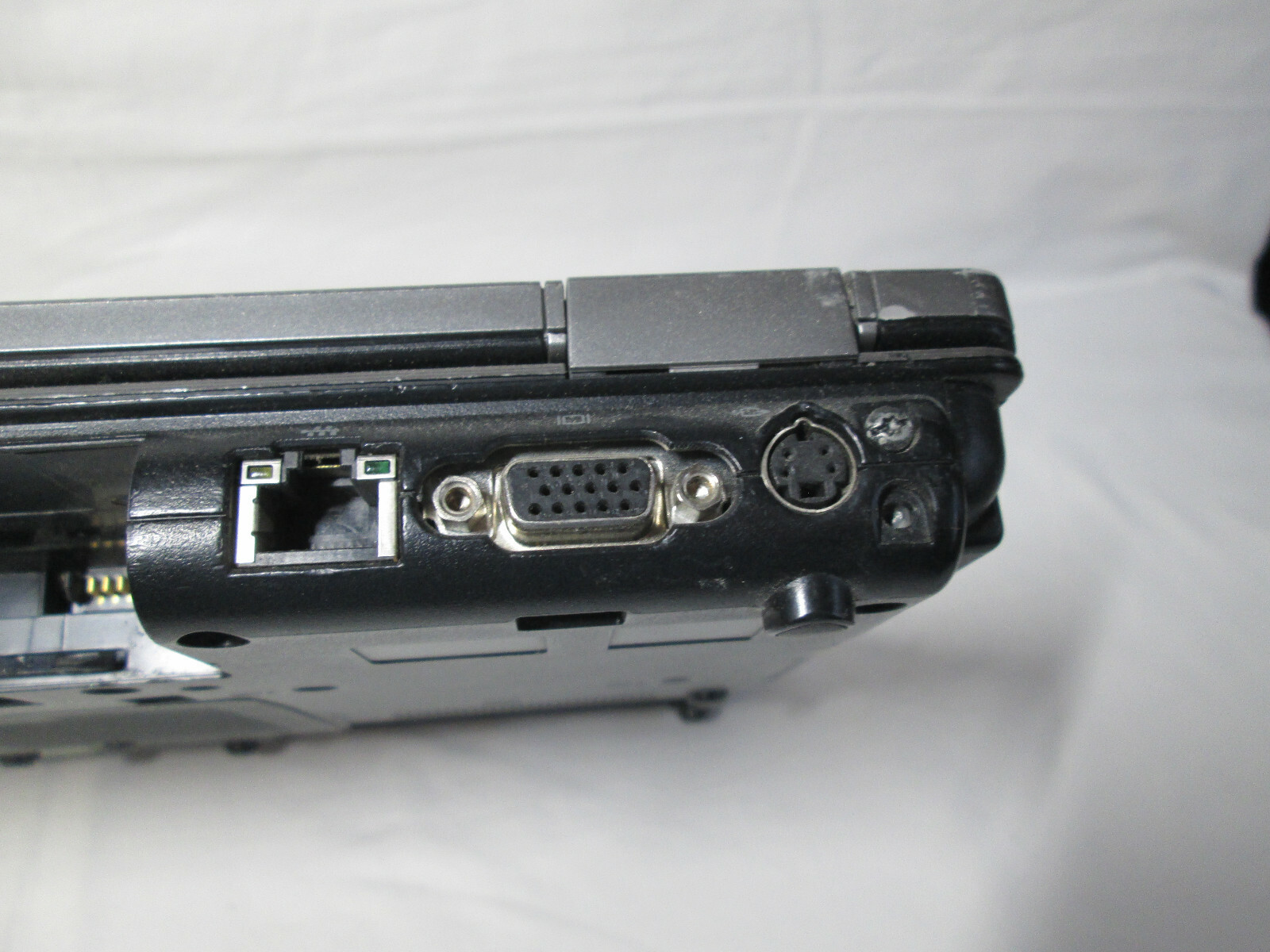 HP 6430b P8440 Intel Centrino 2, 2.26GHz 4GB RAM 14” Laptop NO HDD,CHARGER,BATT