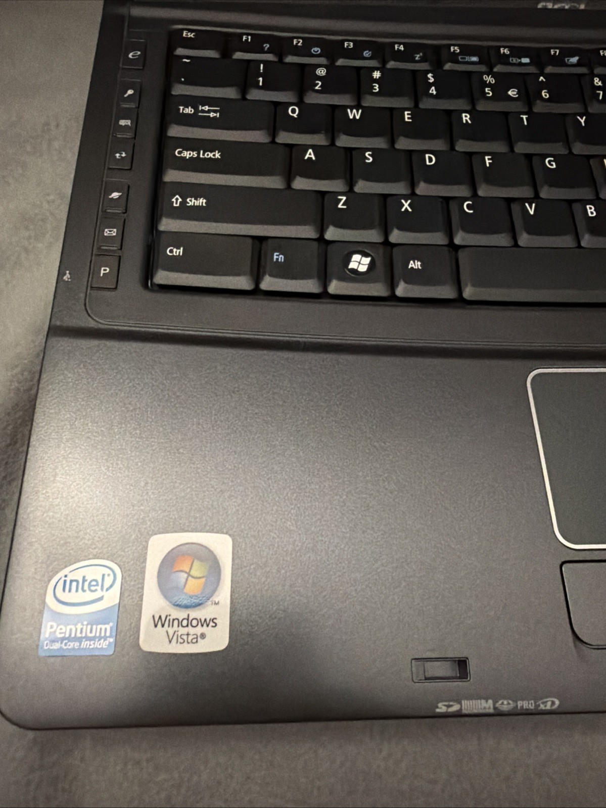 Acer Extensa 5620-4025 Intel Pentium T2370 1.73GHz 120 GB HDD NO CHARGER 4 parts