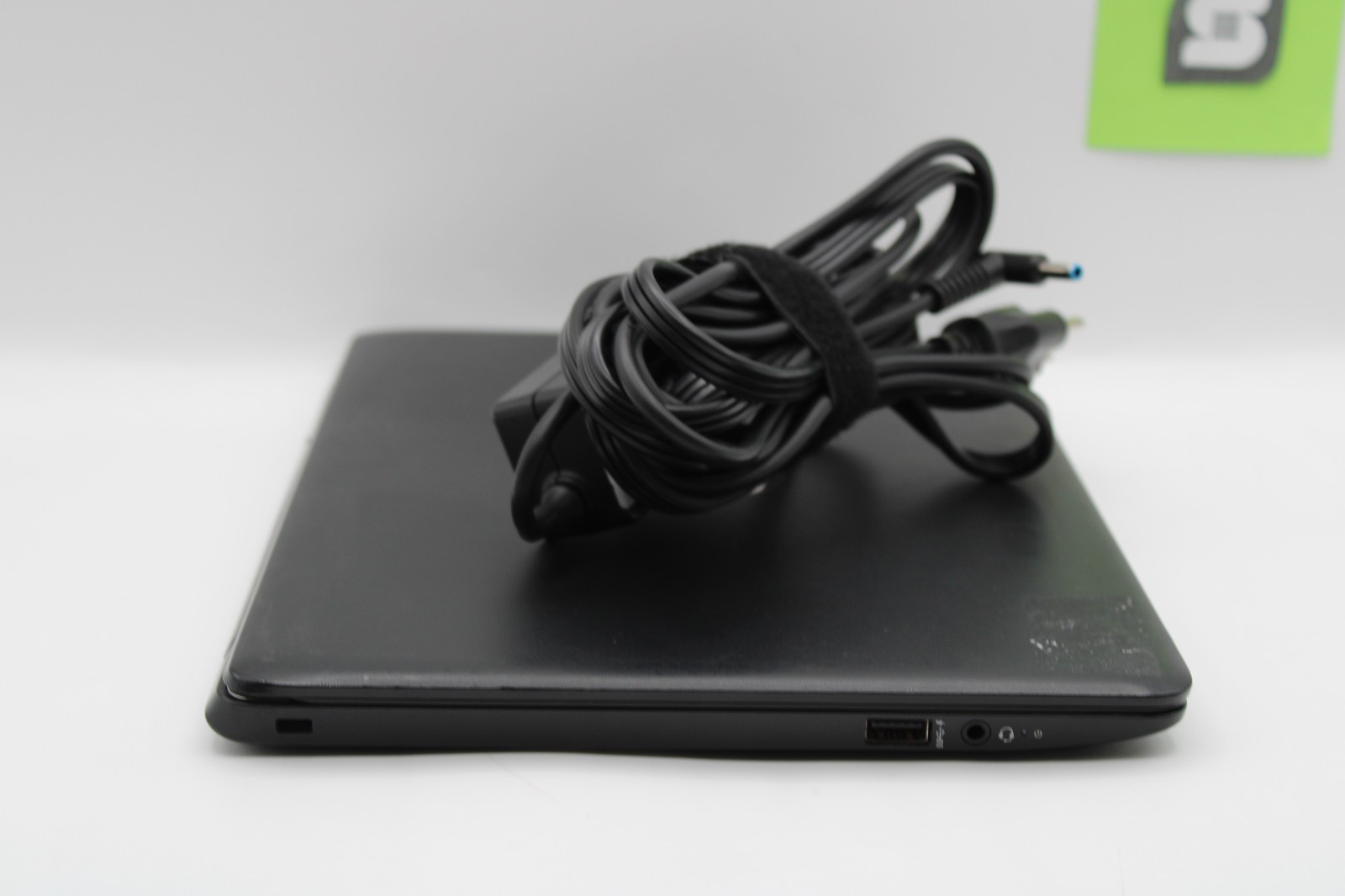 HP Chromebook 11a G8 EE Celeronn N3060 @ 1.6 GHz 2GB RAM 16GB SSD ChromeOS