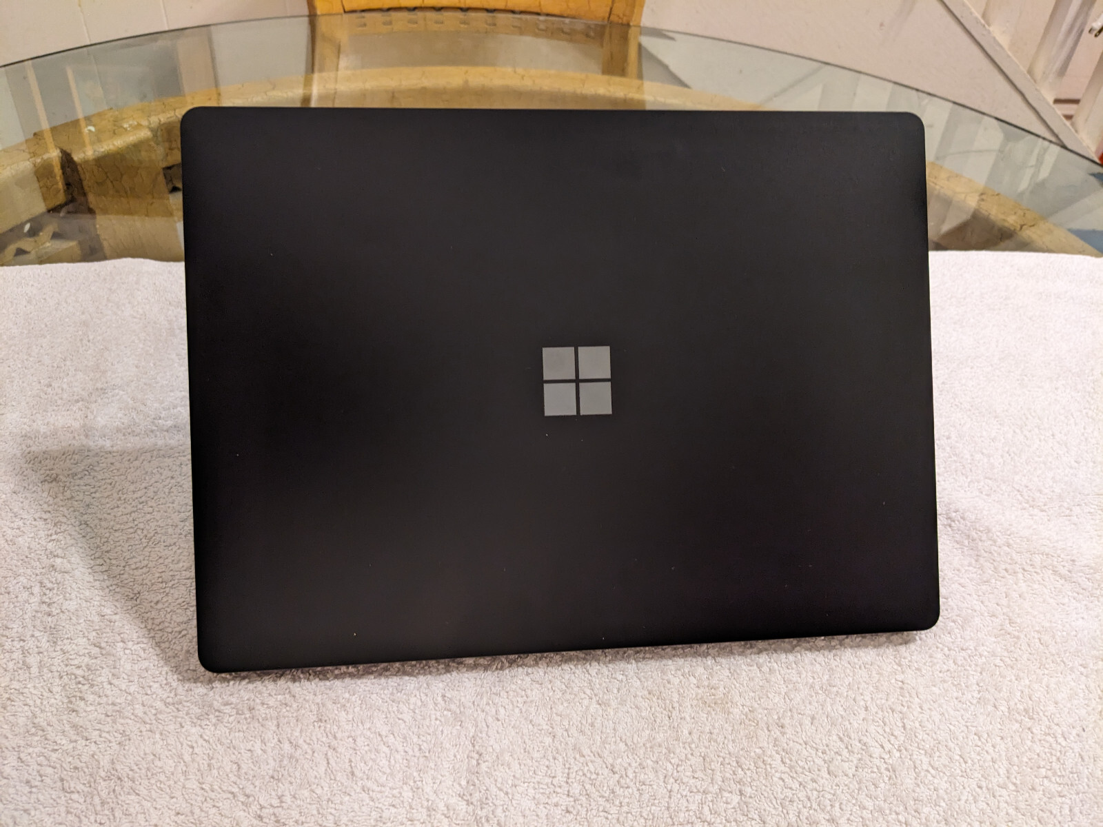 Microsoft Surface Laptop 4 13.5″ Touchscreen i5-1135G7 8GB RAM 512GB SSD