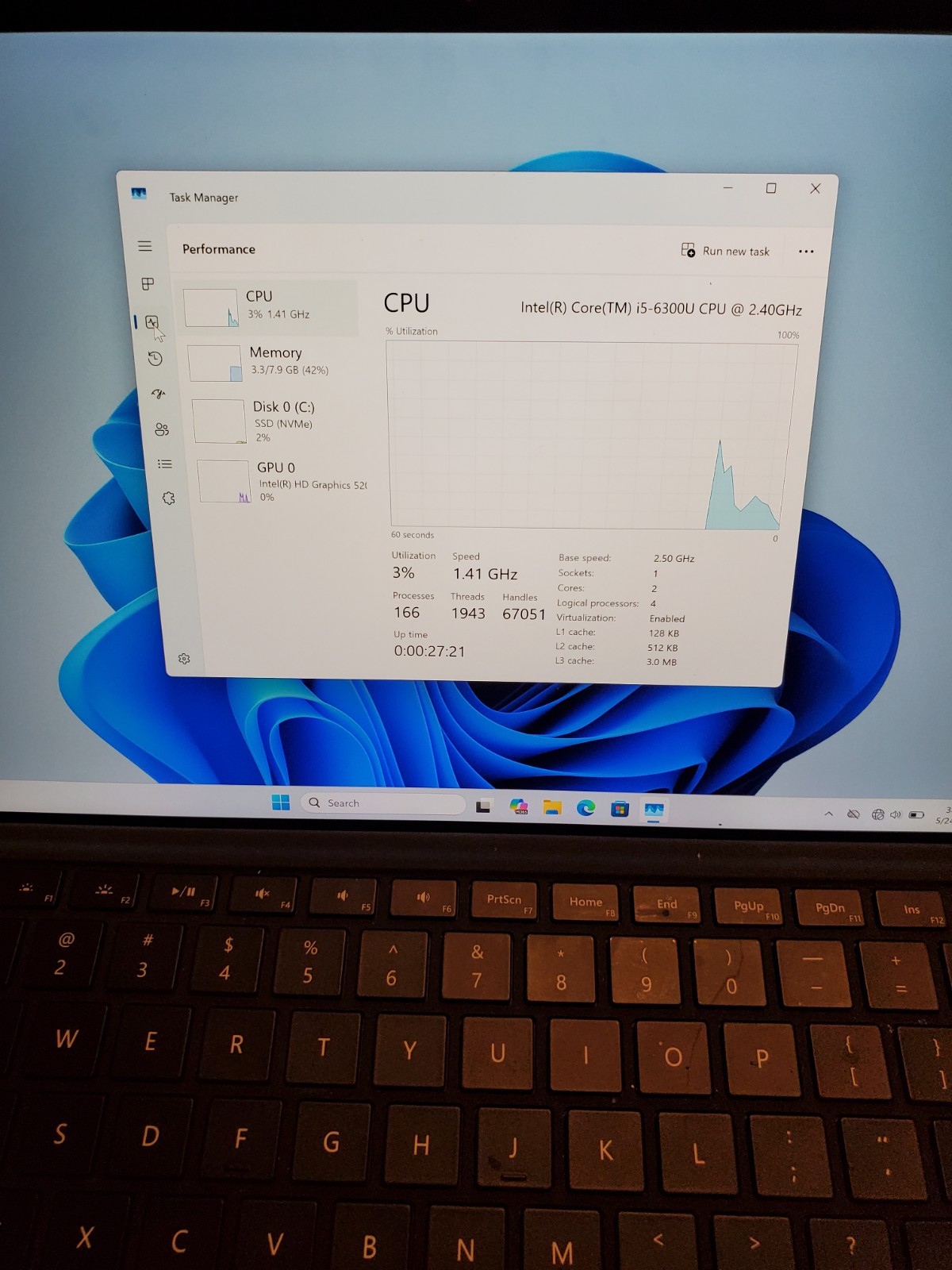 Surface Pro 4/ I5-6300U/8GB RAM/256GB SSD/Win 11 Pro Activated/used