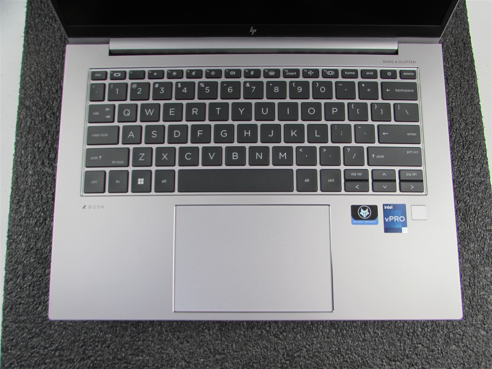 HP ZBOOK FIREFLY 14 (G9) 1920X1080 FHD CORE I5-1250P 256GB SSD 16GB RAM NO O.S