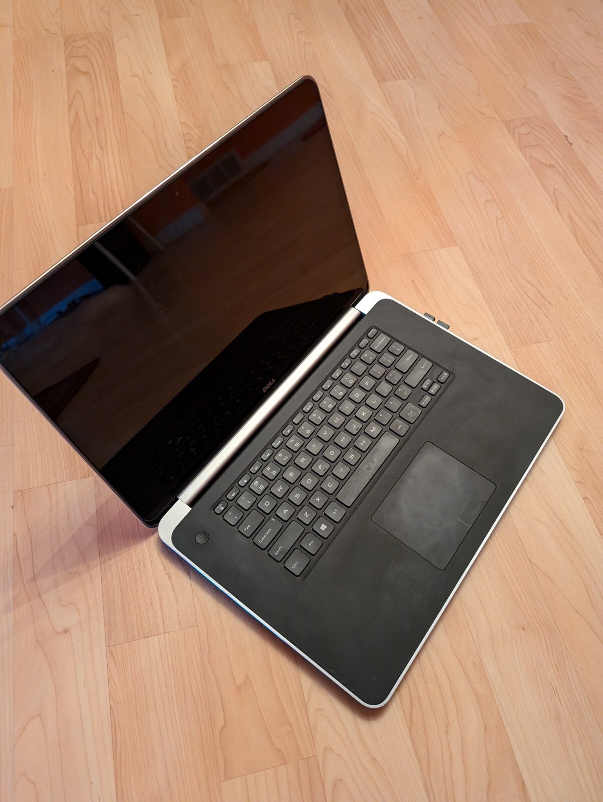 Dell XPS 15 9530 15.6″ QHD+ Touch I7-4712HQ 512GB SSD 8GB W10 GeForce GT 750M