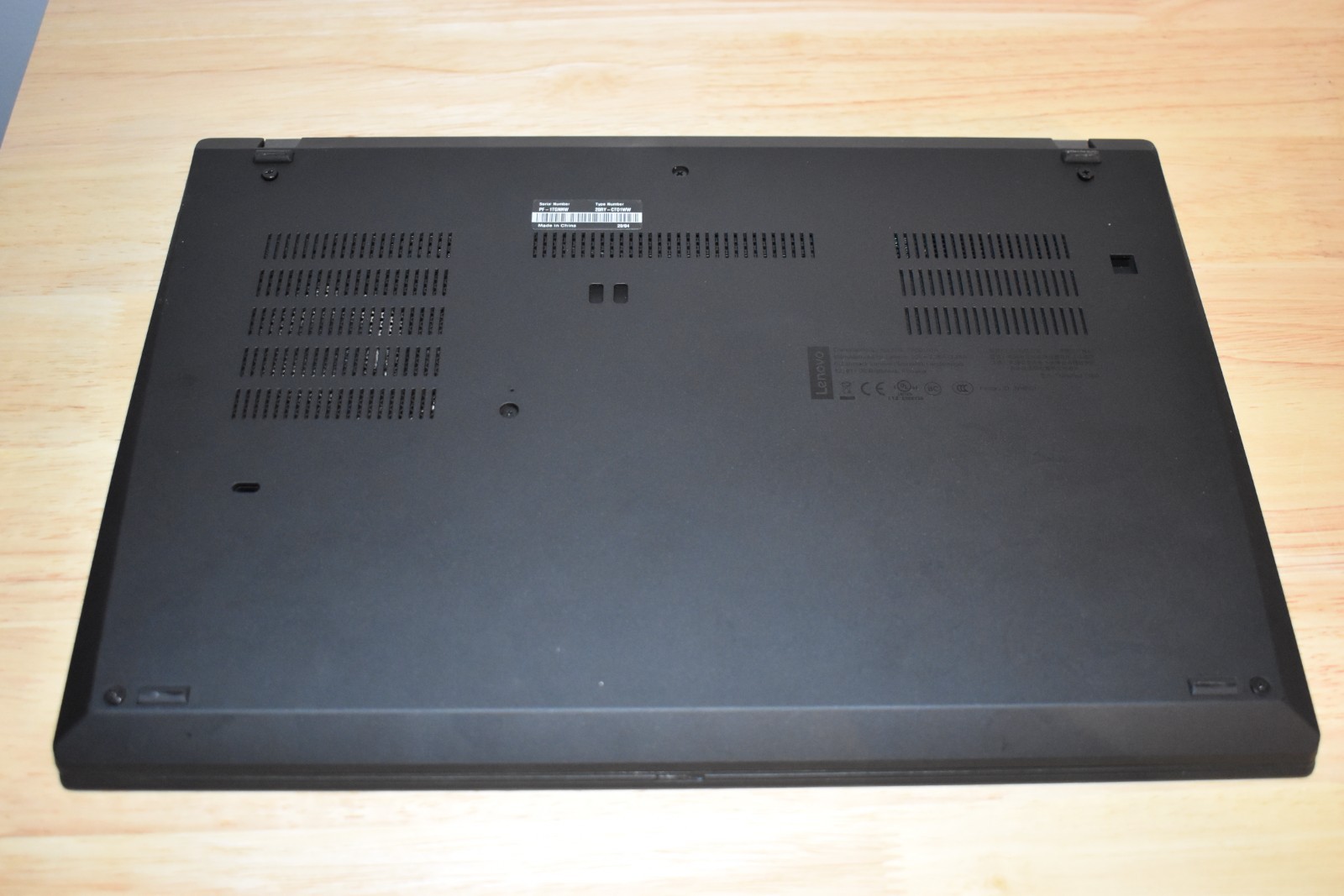 Lenovo Thinkpad T490 Quad Core i7-10510U 16GB RAM 512GB SSD Win11 GeForce MX250