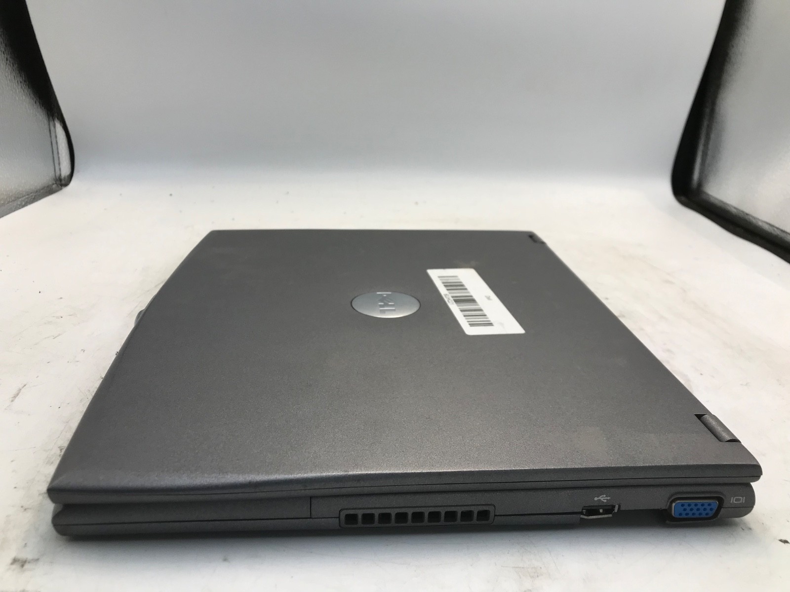 Dell X200 Intel Pentium III 933MHz 12″ Laptop 128MB RAM- BAD KEYBOARD- MZ