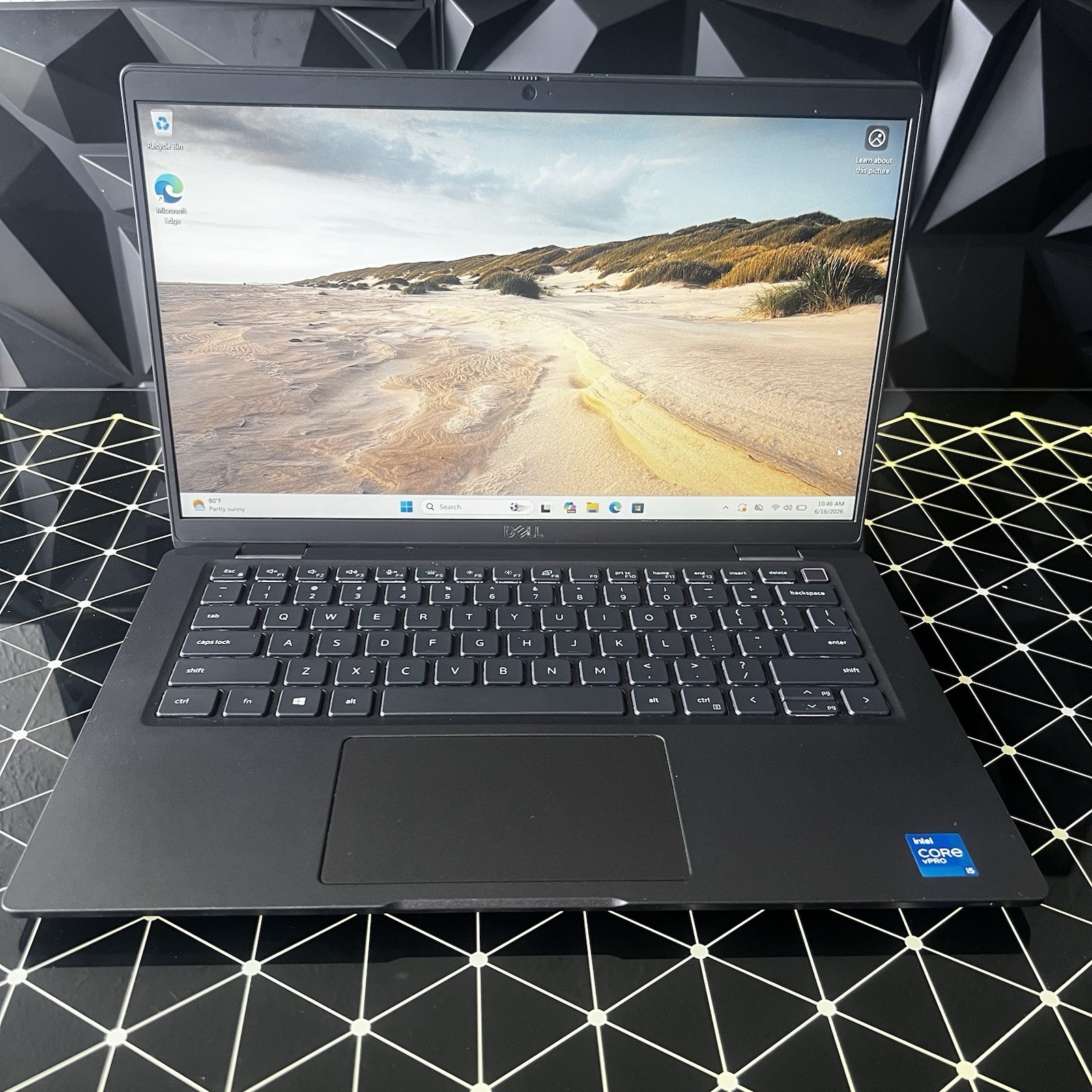 Dell Latitude 7420 14″ (256GB SSD, Intel Core i5 11th Gen., 2.40 GHz, 8GB)…