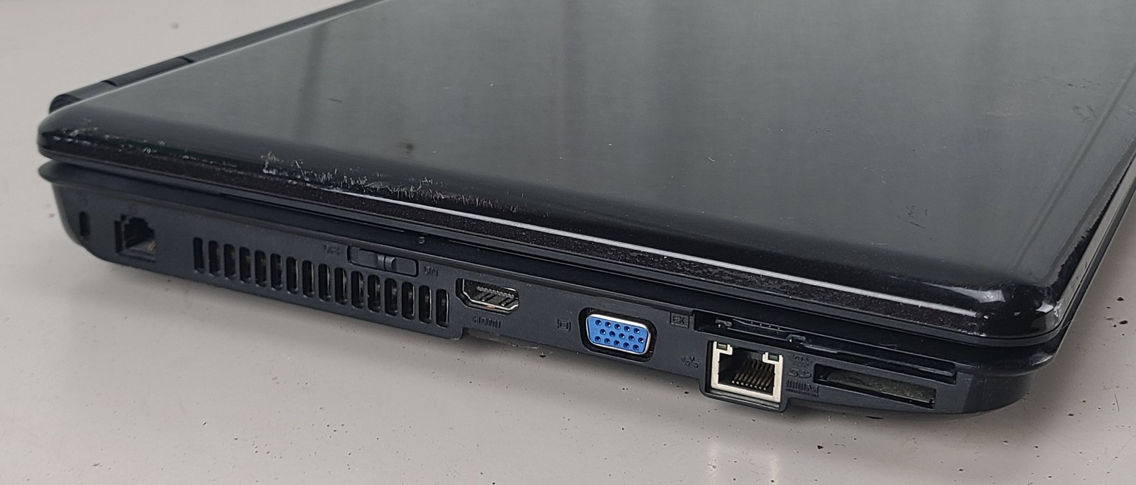 FOR PARTS Clone Laptop HL90 2GB 120GB HDD BAD BATTERY/NO OS