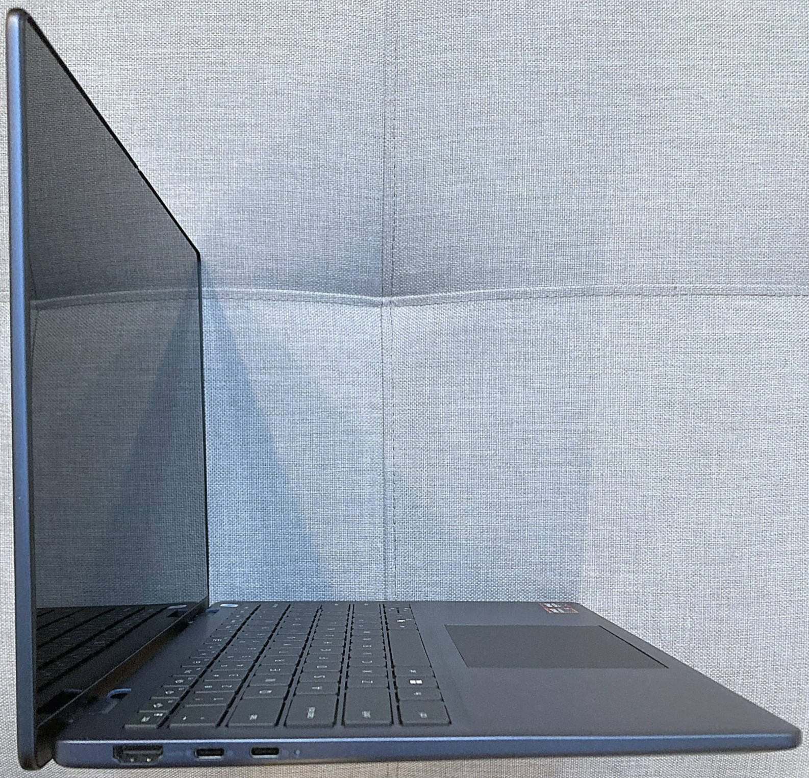 Dell 14 Plus 2 in 1 Touch Screen Laptop (2025) AMD Ryzen AI 5 340 Copilot+