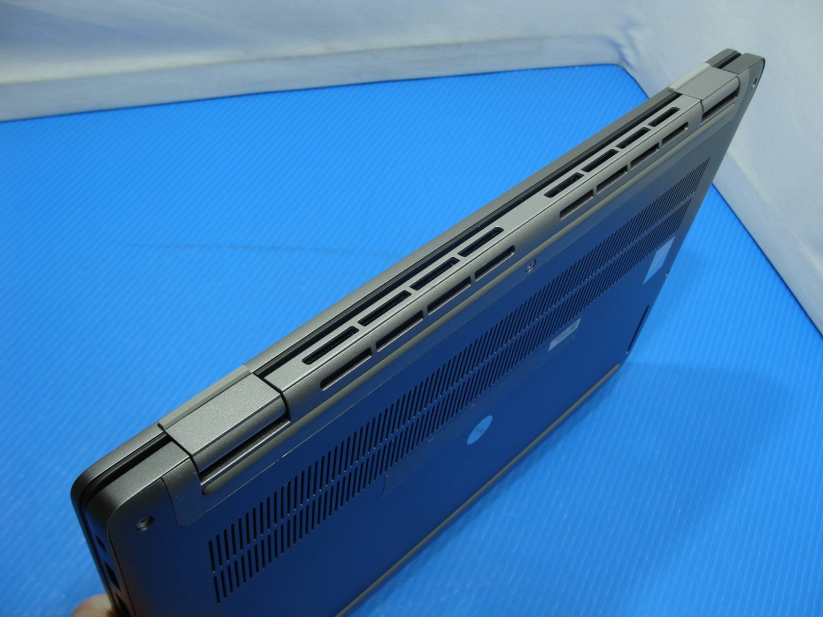 Dell Latitude 7440 14″FHD+ i5-1345U 1.6GHz 16GB 512GB Win11P Warranty08/2026