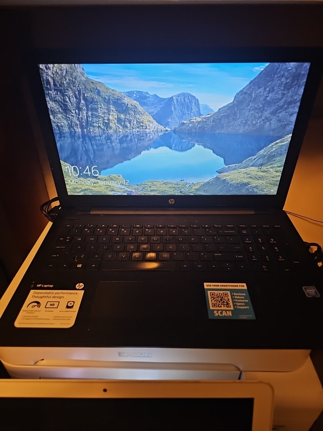 HP Laptop 15-BS212WM 15.6″ Celeron N4000 1.10Ghz 4GB RAM 500GB HDD