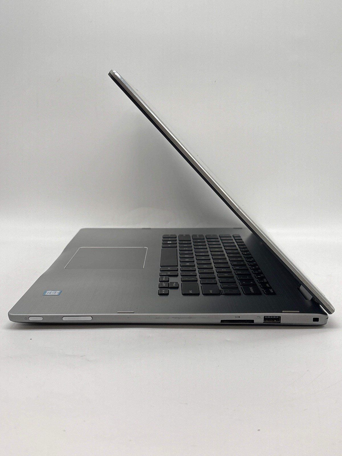 Dell Inspiron 15 7579 i7-7500U 16GB RAM 512GB SSD – Bad Display