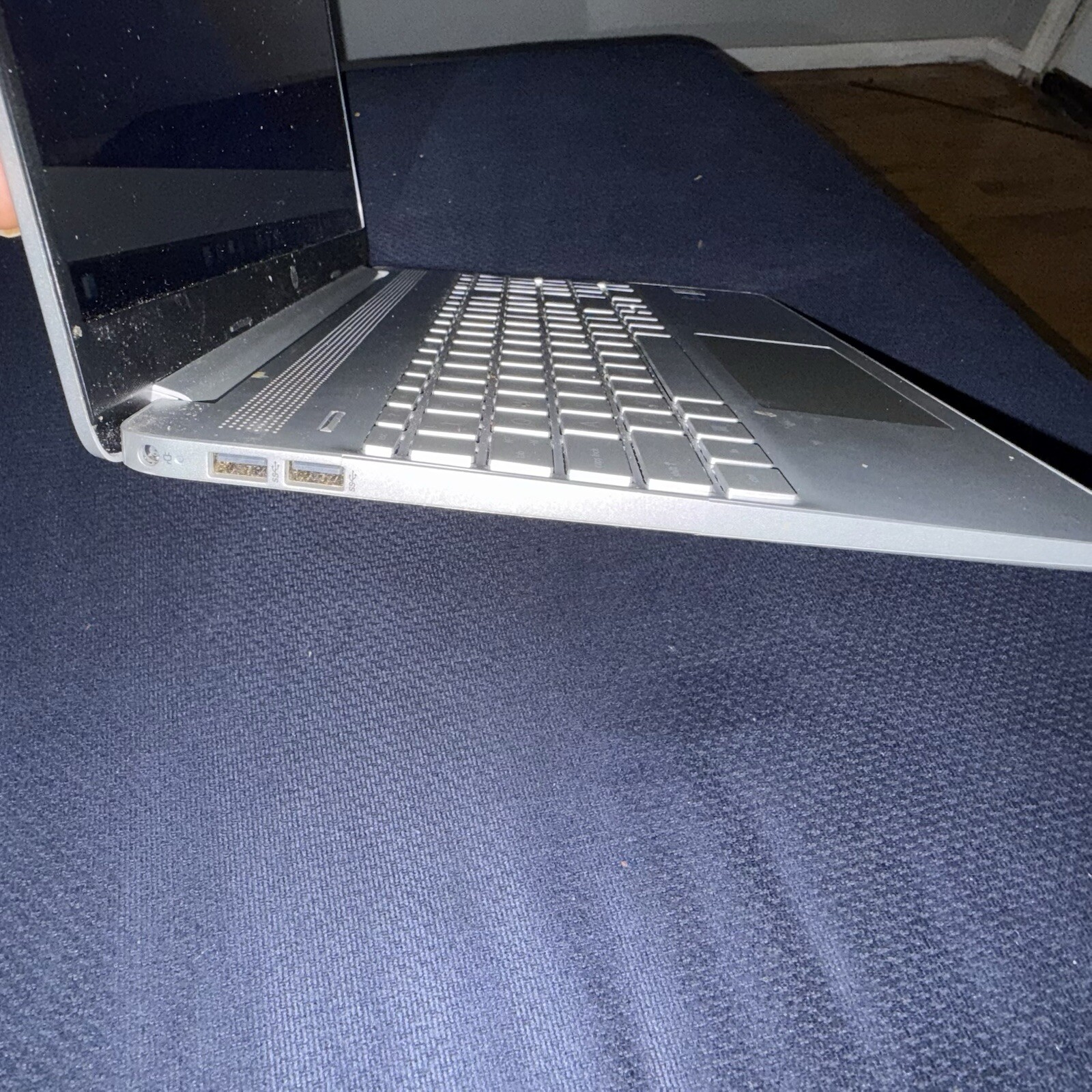 HP 15.6 inch Touch (256GB, Intel Core i5 1st Gen., 1.00GHz, 12GB) Notebook