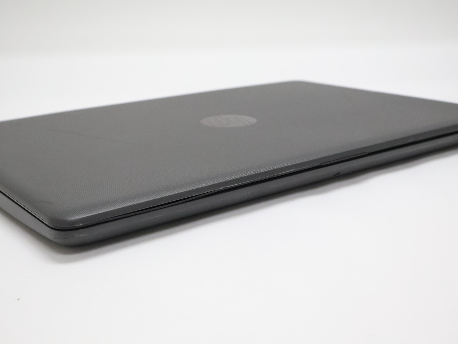 HP Notebook 255 G7 AMD A4-9125 Radeon R3 2.30GHz 4GB RAM 120GB NO BATTERY