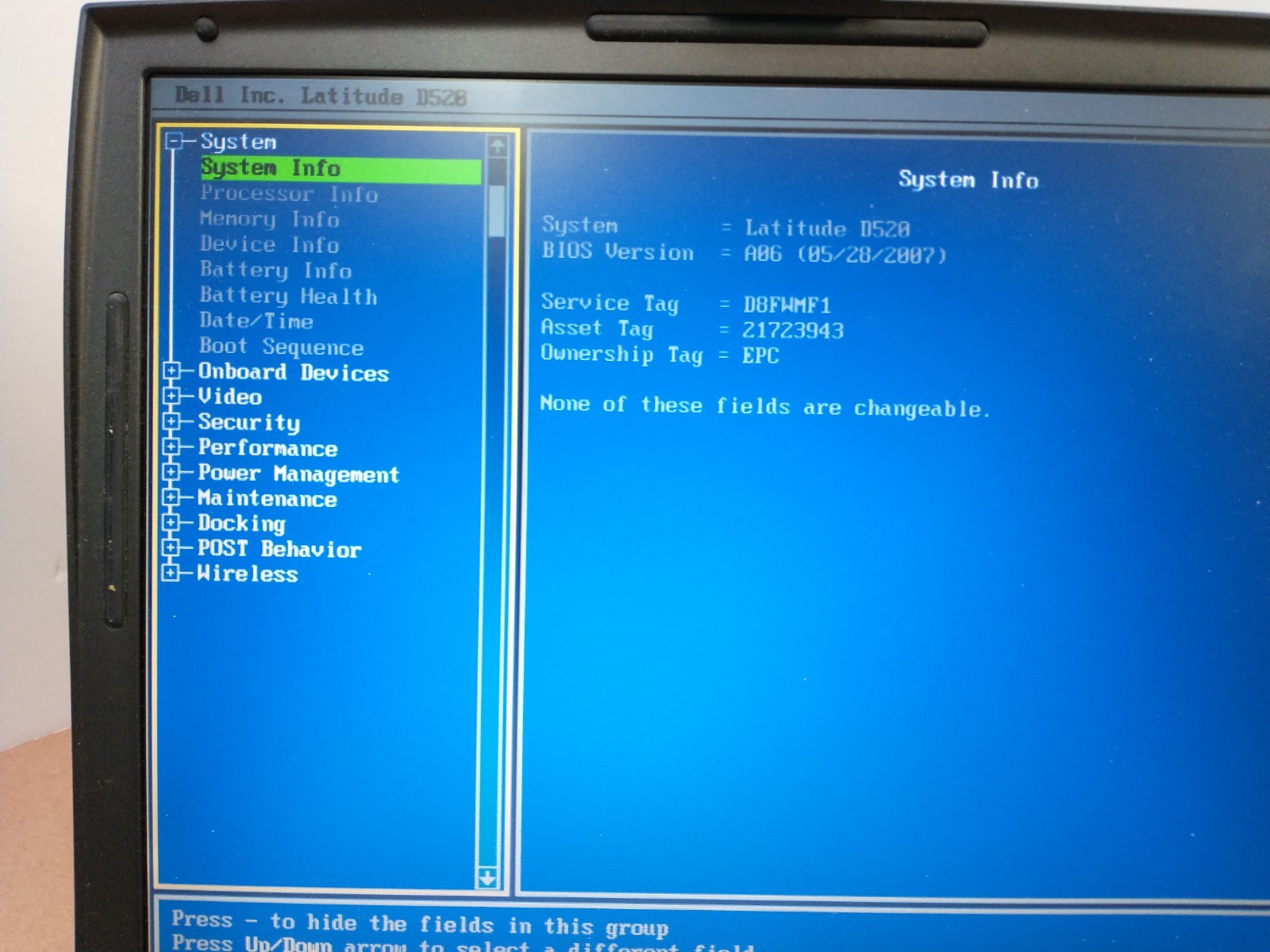 Debian12 Dell Latitude D520 – 15″ LCD/1.83GHz/4GB RAM/1TBGB HDD/SERIAL/Bluetooth