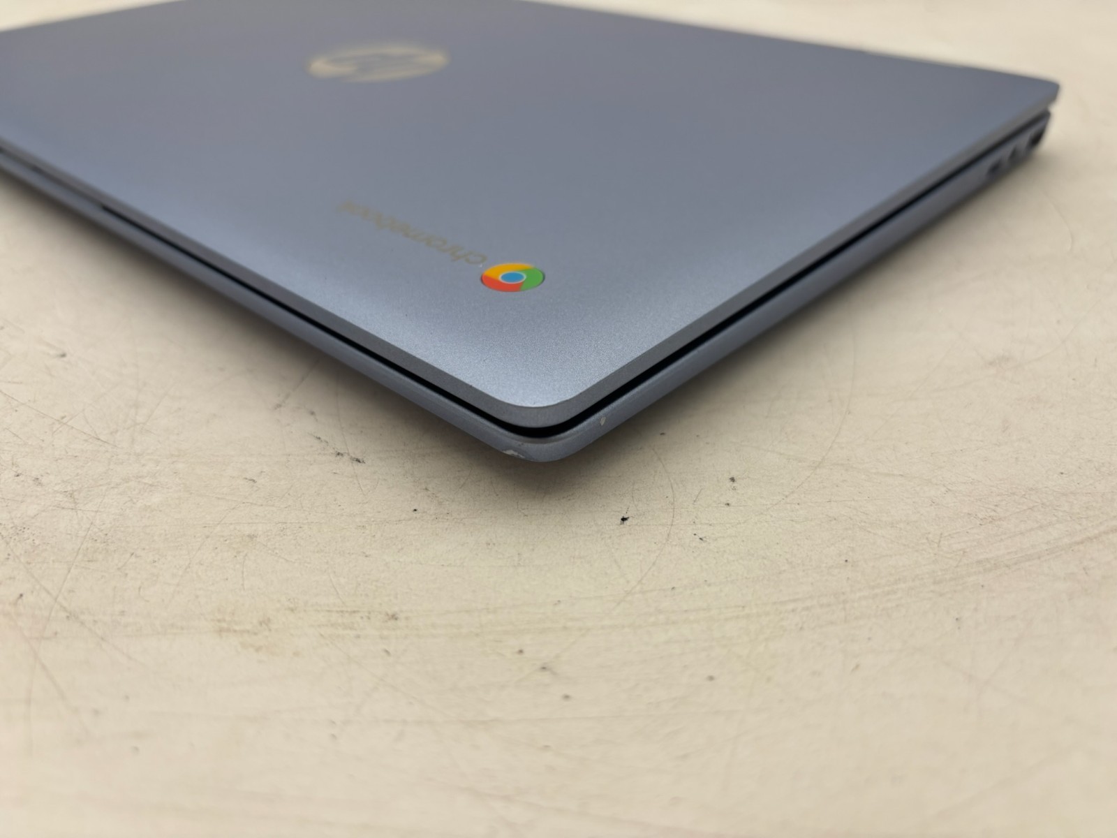 HP Chromebook x360 14b-cd0130wm 14″ 64 GB eMMC 4 GB RAM Intel N100 ChromeOS