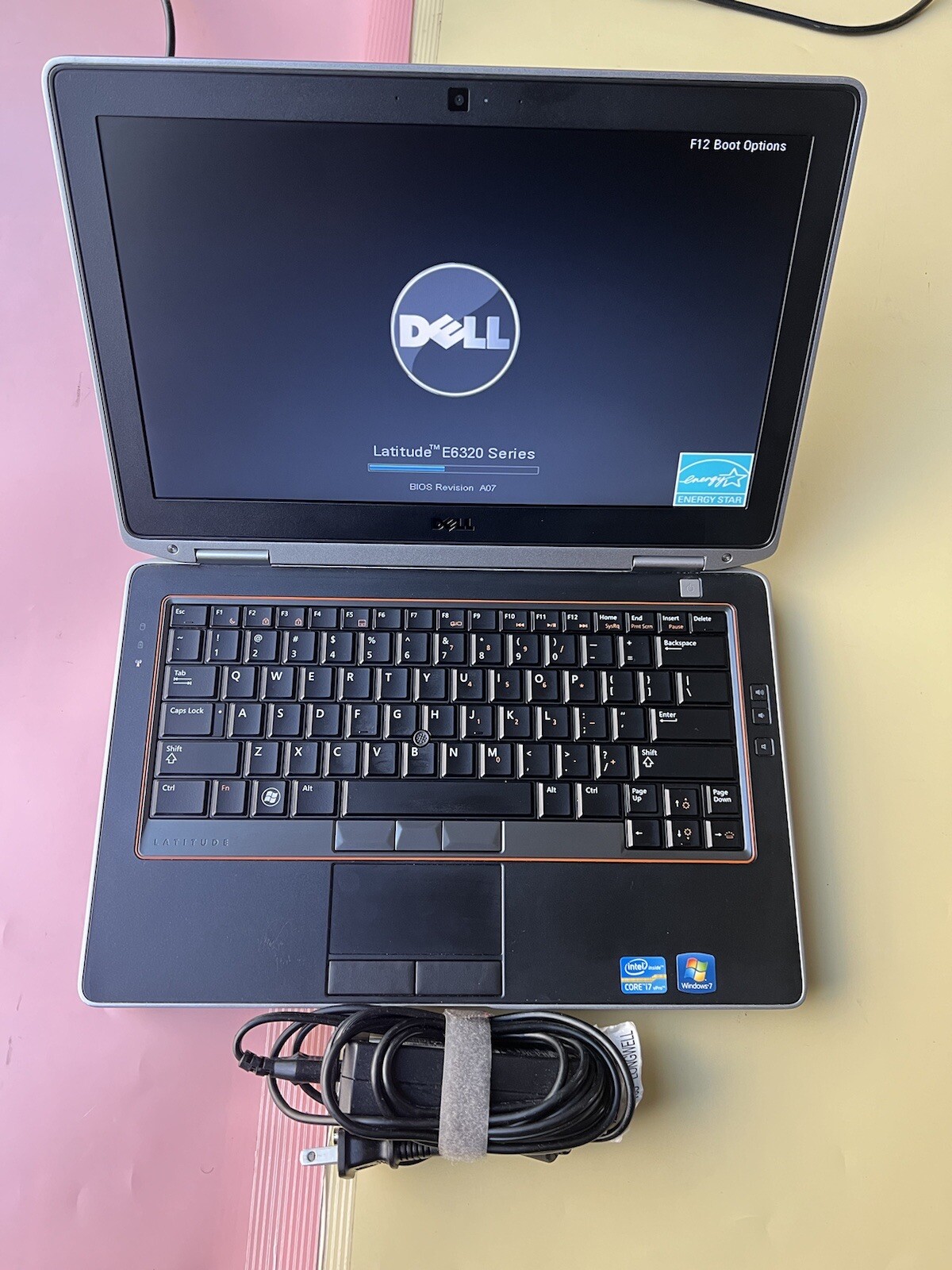 Dell Latitude E6320 13.3″ Core i7-2620M 2.70GHz 8GB RAM 500GB HDD HDMI WEBCAM