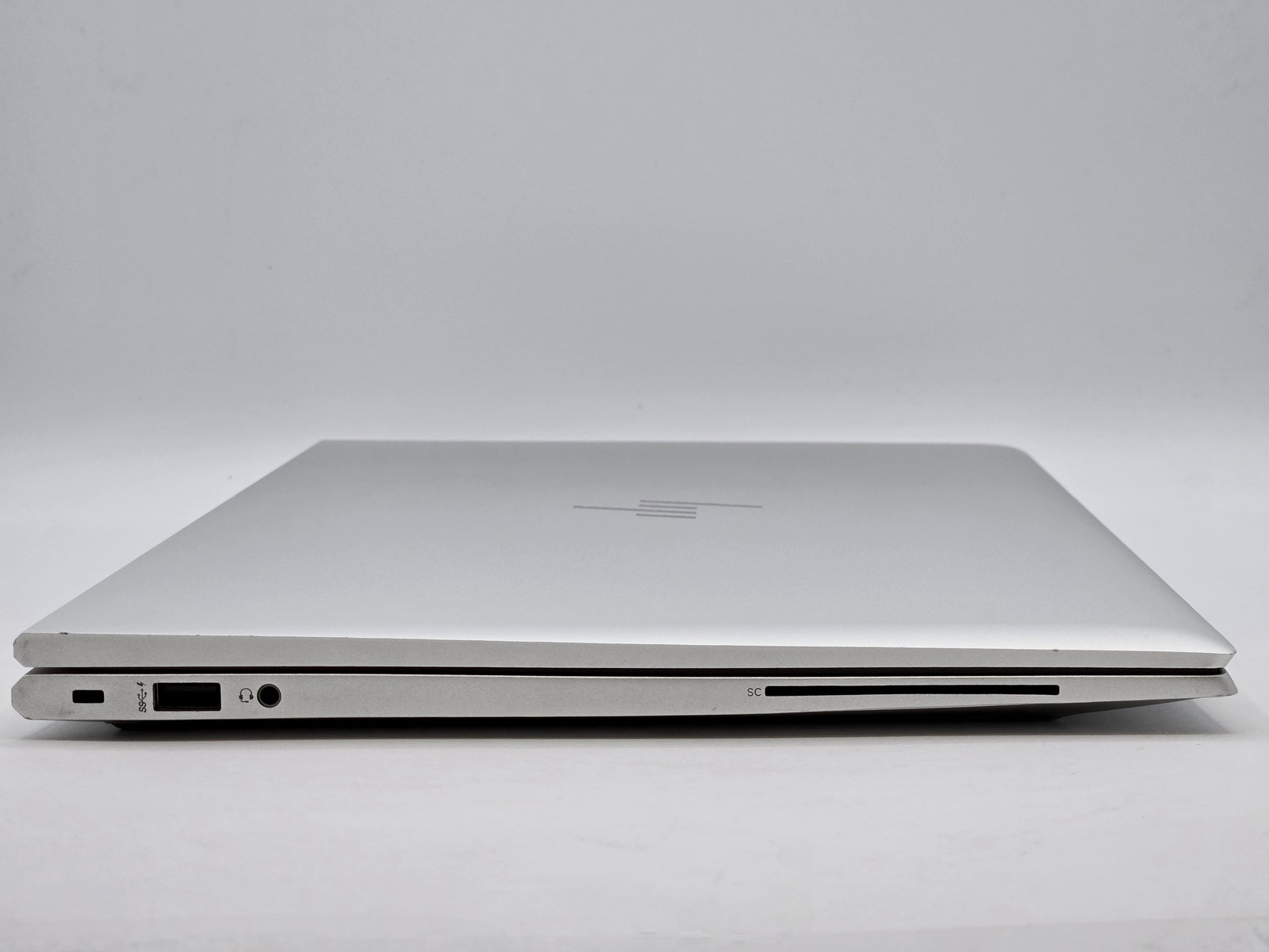 HP EliteBook 855 G8 15″ FHD Touch RYZEN 7 PRO 5850U 512GB SSD 16GB W11P IRCam