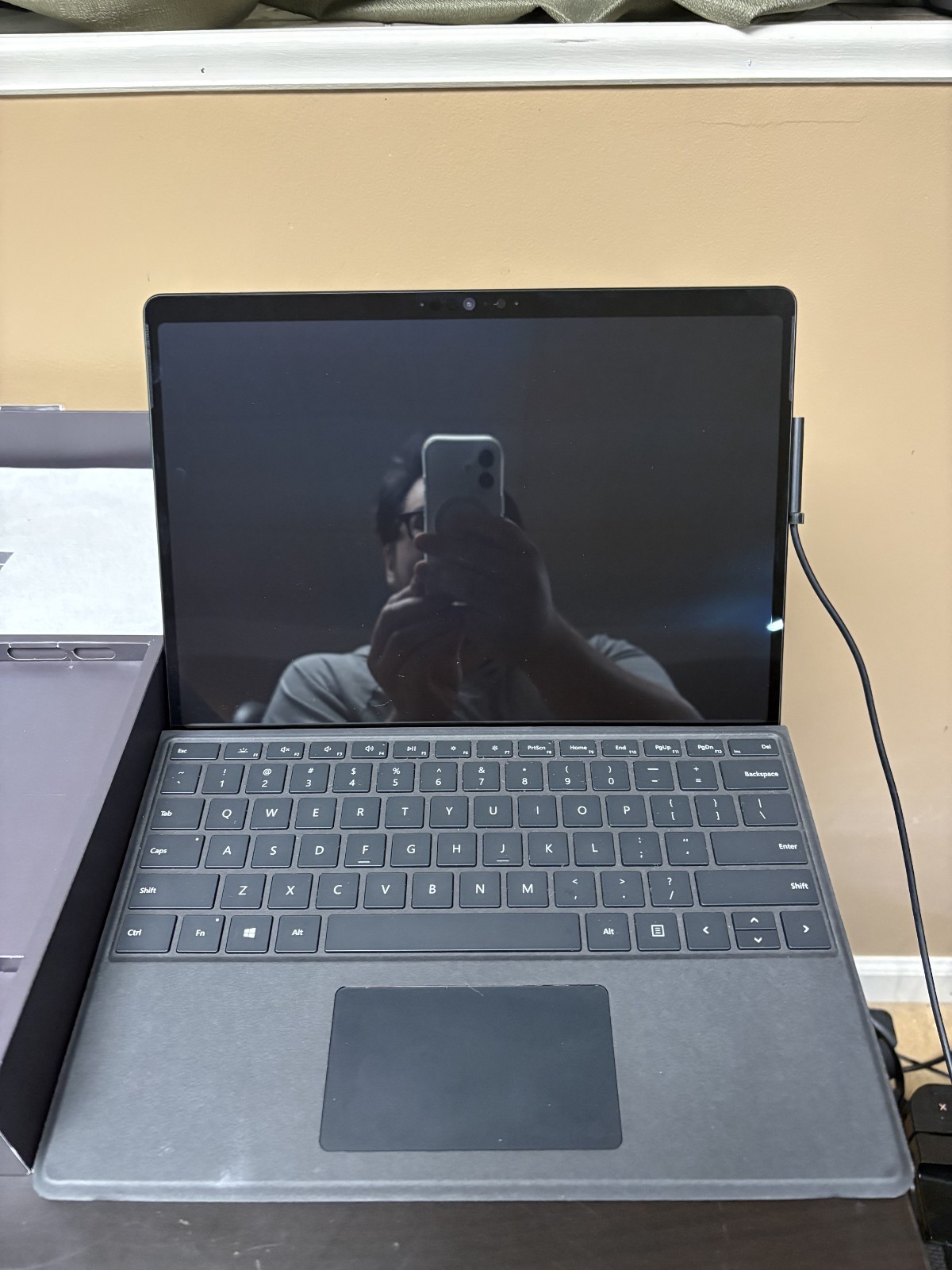 Microsoft Surface Pro 11 Snapdragon X Elite 16GB/512GB – Type cover and Pen