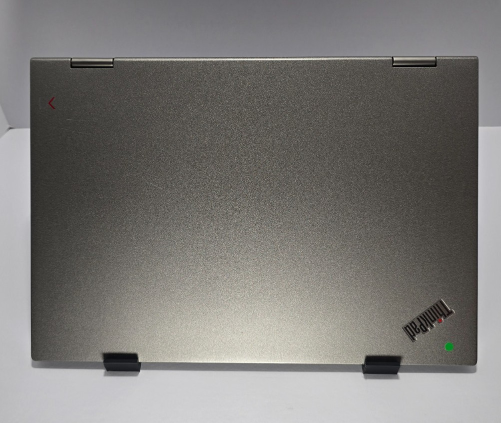 Lenovo ThinkPad X1 Yoga 3rd Gen i7-8650U, 16GB RAM, 512GB NVMe SSD, Charger