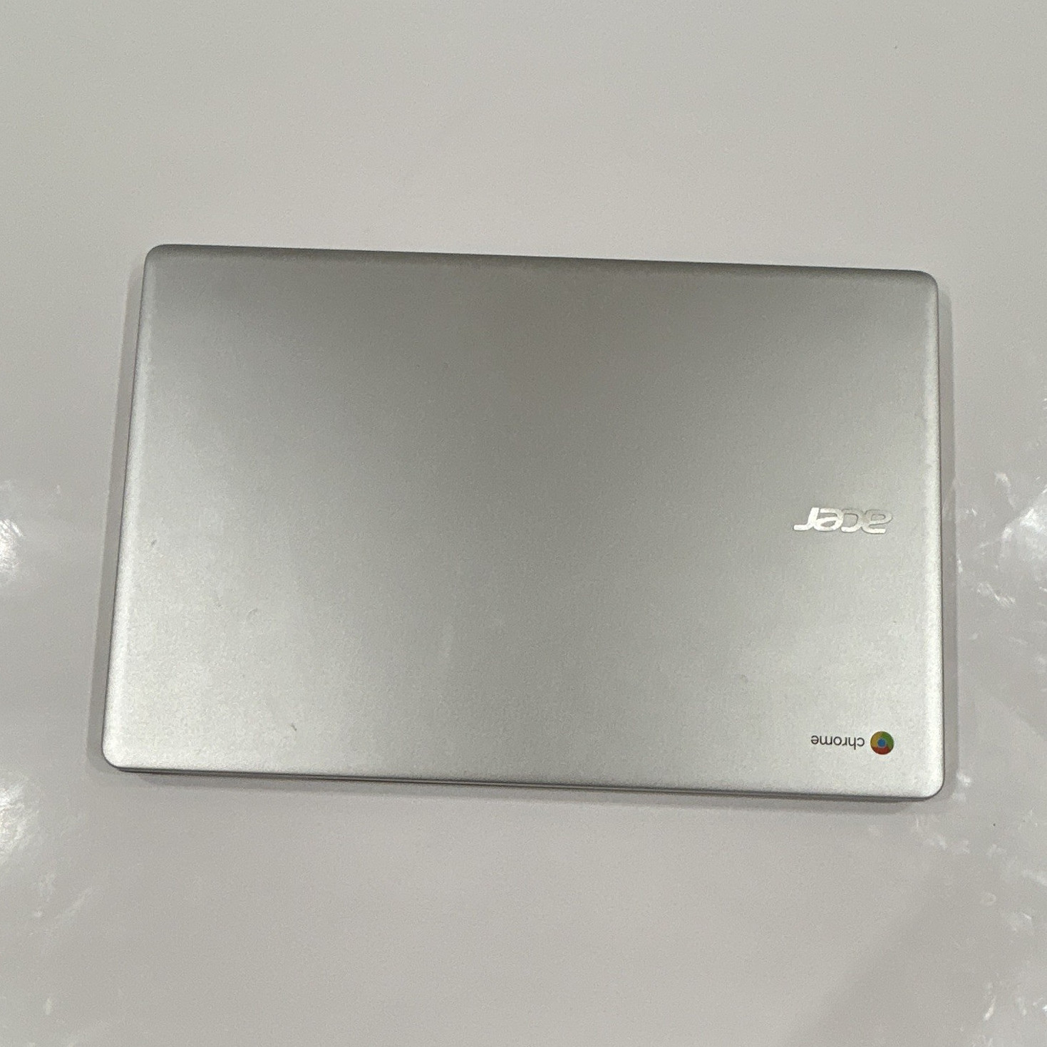 Acer Chromebook 15 15.6″ Silver Intel Celeron 4GB RAM 32GB eMMC (with charger)