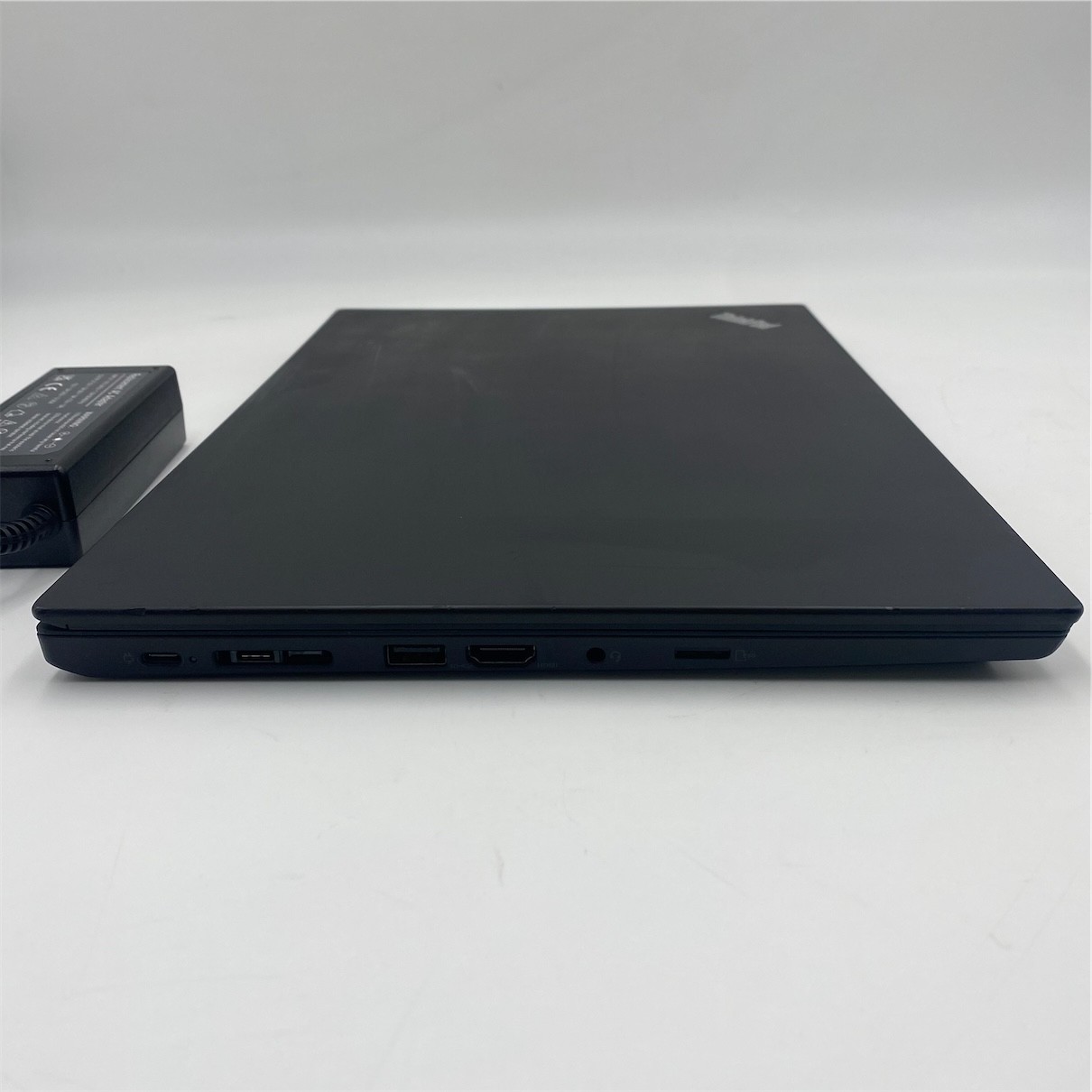 Lenovo Thinkpad T495 Ryzen 5 3500U 8GB RAM 256GB SSD *Cosmetic Details*