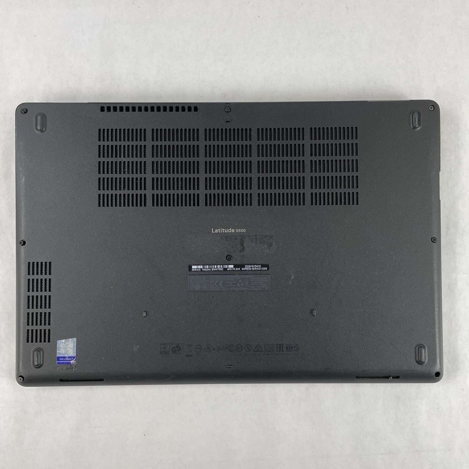 Dell Latitude 5590 15.6″ i5-8250U 1.6 GHz 8GB RAM No SSD No OS – Bad Corner READ