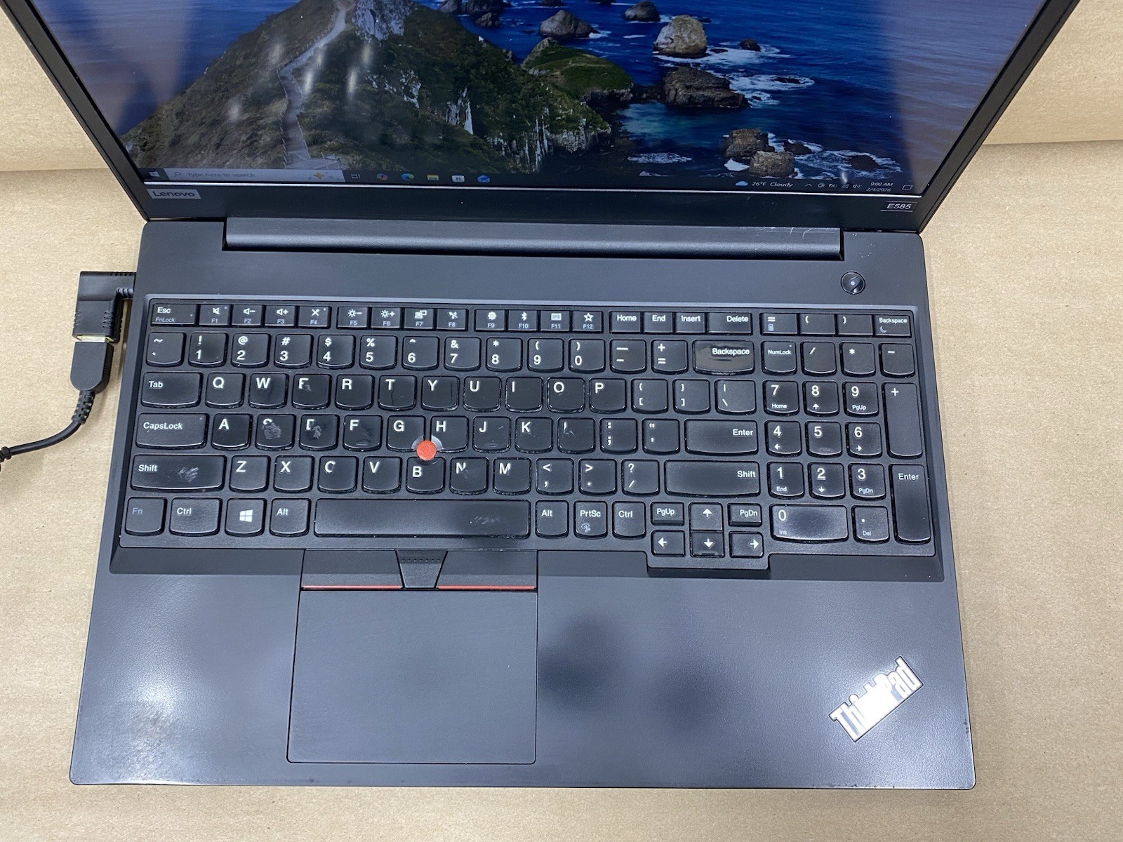 Lenovo E585 – 15.5′ FHD- AMD Ryzen 5 2500U – 4GB – 256GB – Win 10 NO Battery