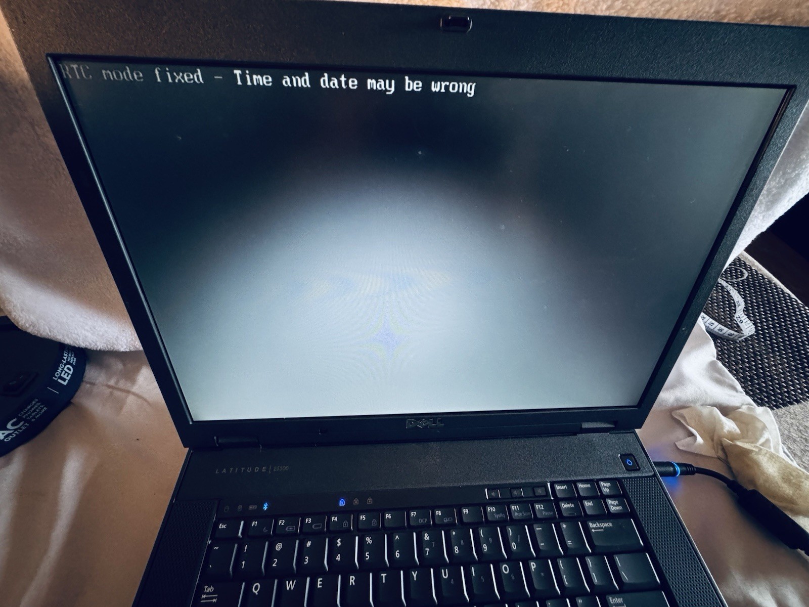 Dell Latitude E5500 15″ Core 2 Duo Wi-Fi Bluetooth VGA USB