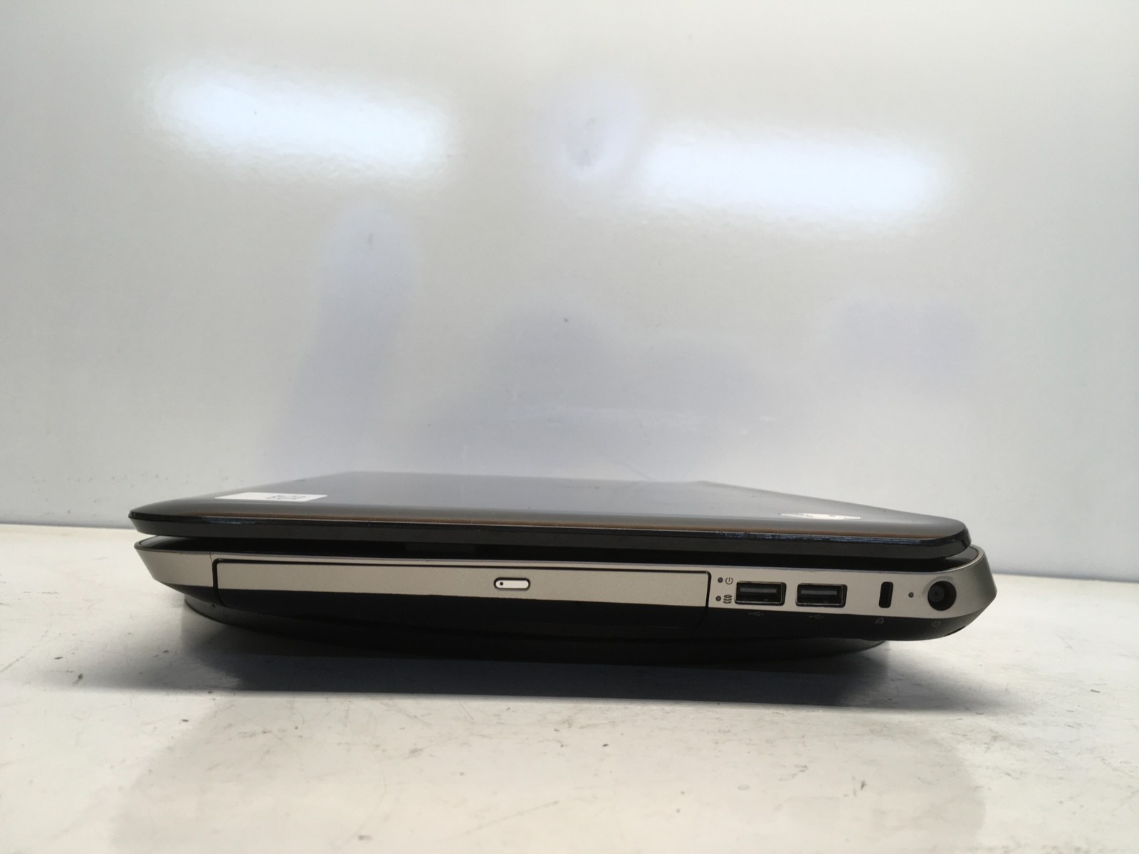 HP Pavilion DV6-6C14NR Intel i5-2450M 2.5GHz 4 GB NO HDD