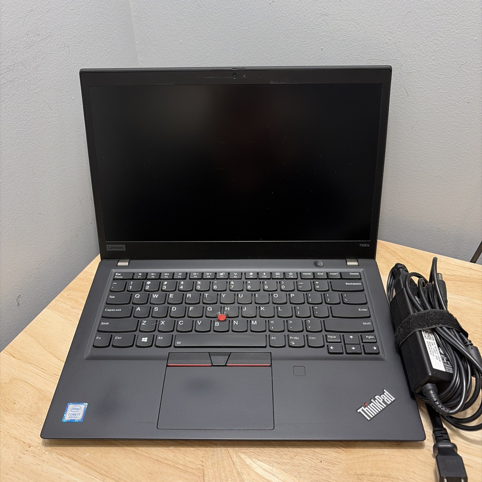 Lenovo ThinkPad T490s Core i7-8565U 1.80GHZ , 8GB 256GB SSD WCam Win 11 Pro Cord