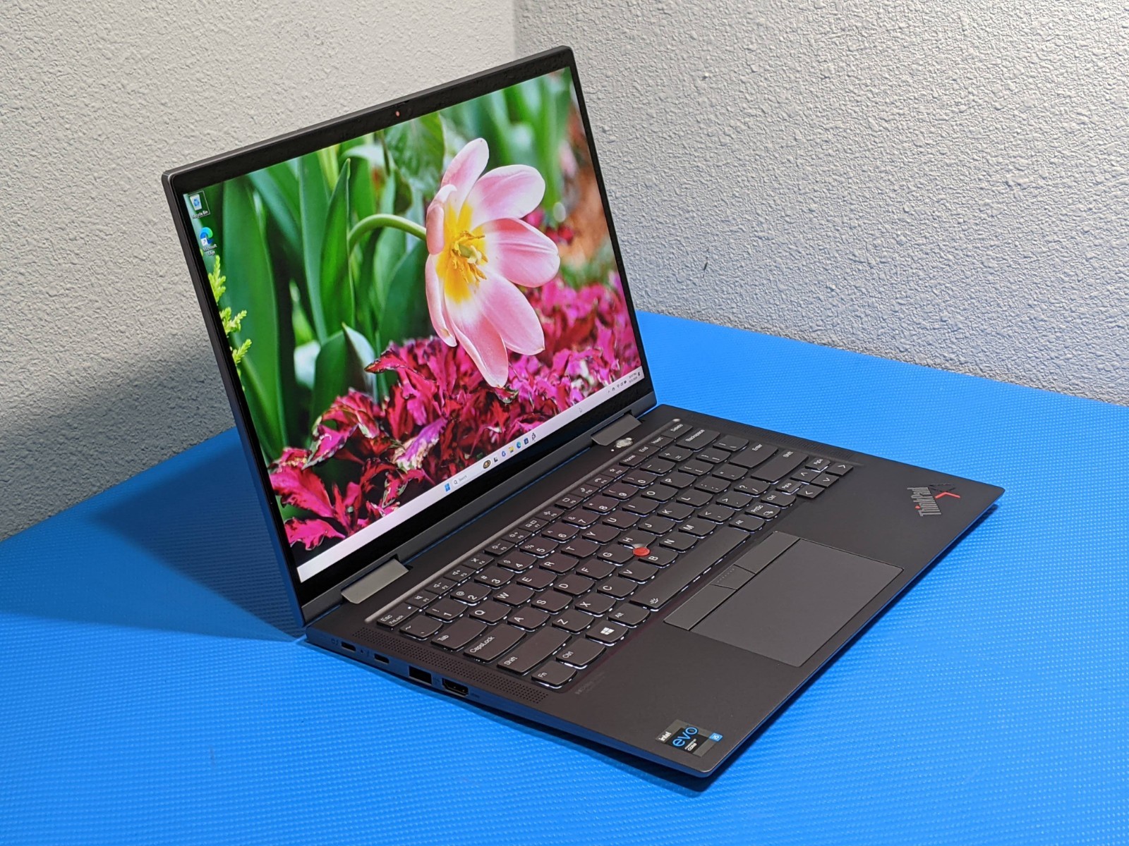Lenovo ThinkPad X1 Yoga Gen 6 14″ FHD+ TOUCH i5-11th 2.4GHz 8GB 256GB 99t +PA