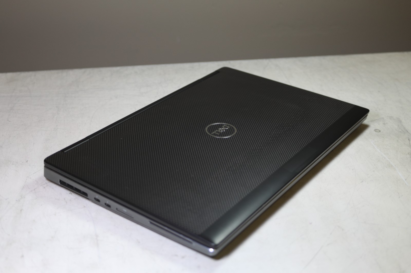 Dell Precision 7530 Intel Core(TM) i7-8850H CPU 2.60GHz-32GB RAM-1TB-NVMe-NO OS
