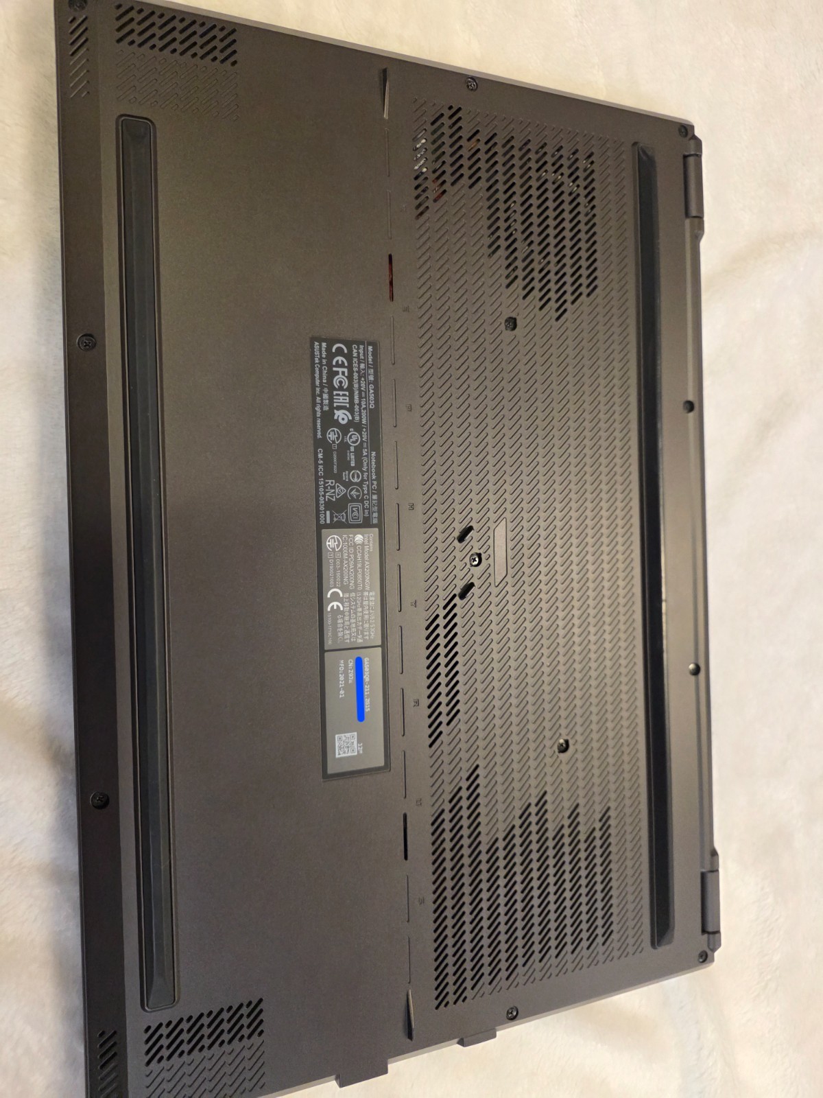 ASUS ROG Zephyrus G15 GA503QR 15.6″ (1TB SSD, AMD Ryzen 9 5000 Series, 4.50 GHz,