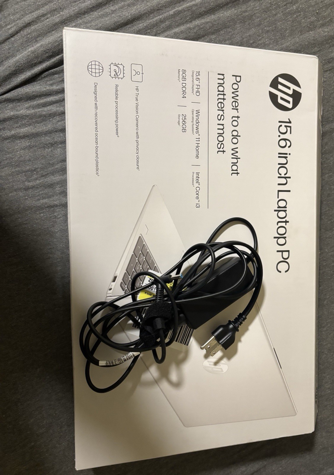 HP 15.6” Laptop – 16GB RAM / 1TB SSD – Fast & Clean
