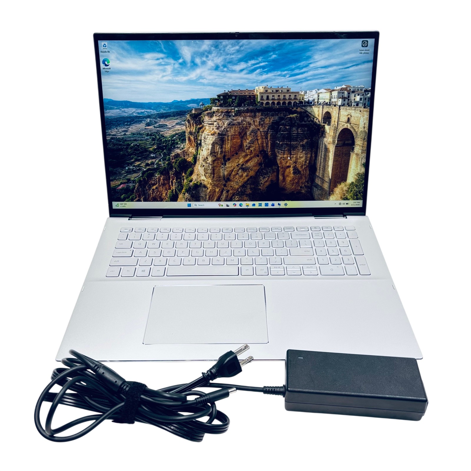 Dell Inspiron 7706 2-in-1 Intel Core i7-1165G7 8GB RAM 1.8TB SSD 17.3″ 2-in-1