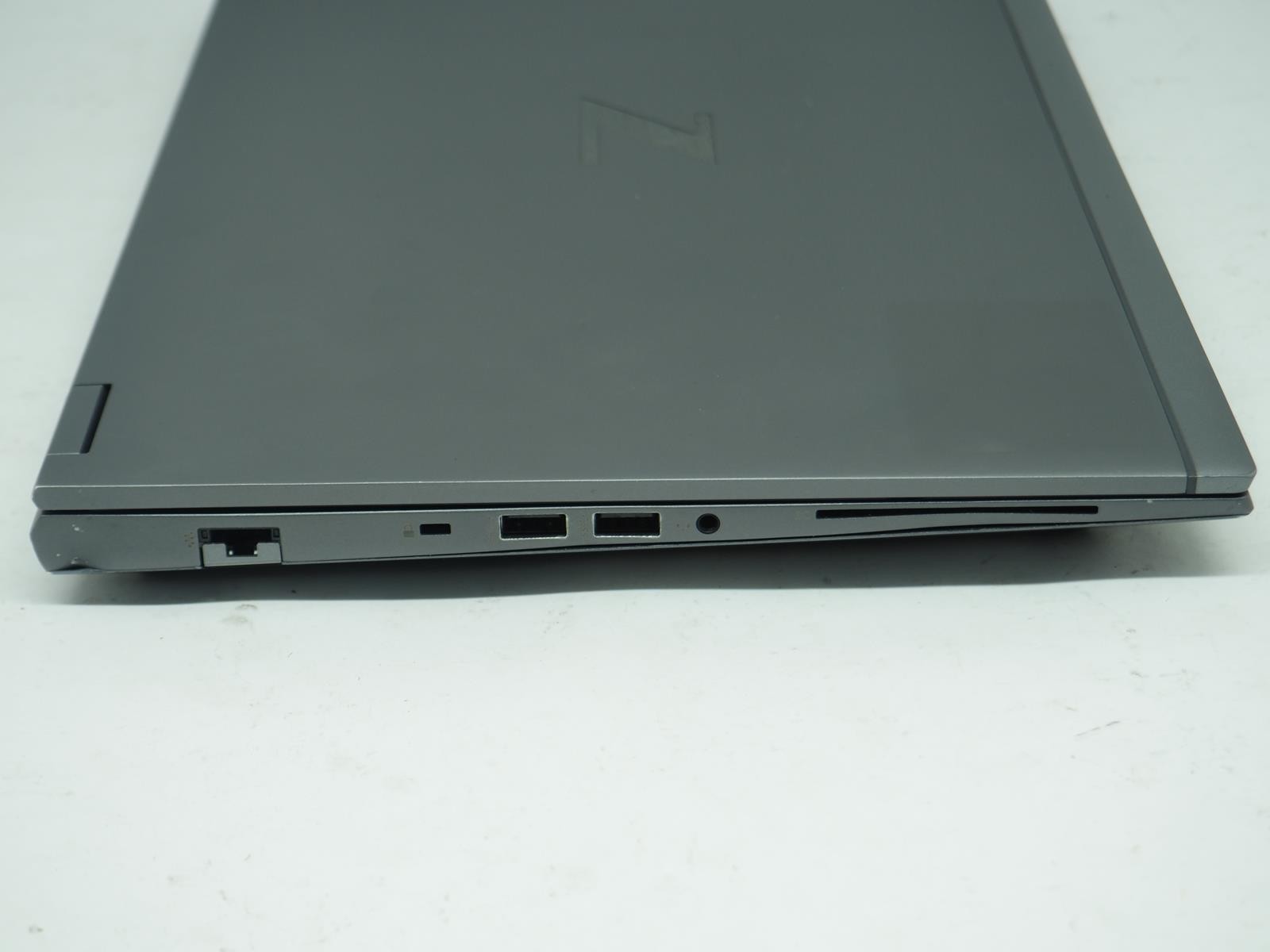 HP ZBOOK FURY 15 G7 15.5″ Intel i7-10850H 2.70GHz 32GB RAM 512GB NVMe Grade C