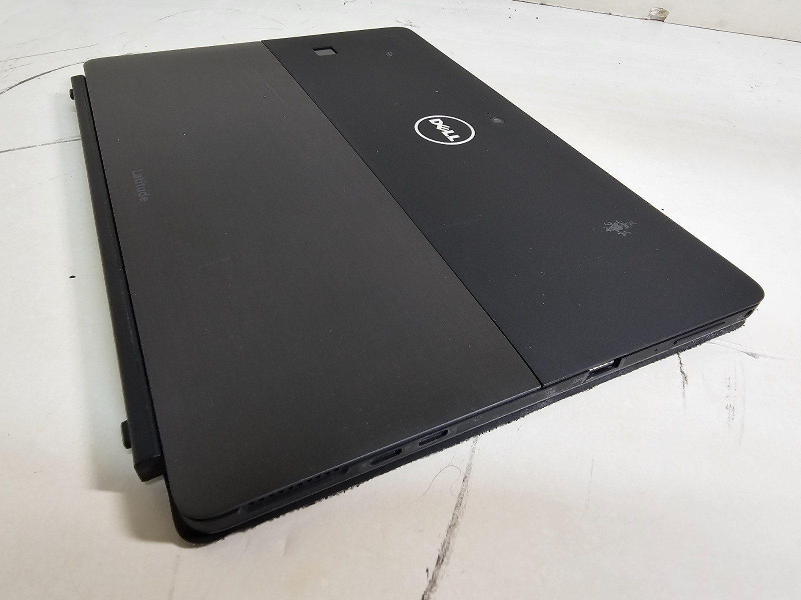 Dell Latitude 5285 Tablet Laptop – 2.6 i5-7300U 8GB 256GB 12.3″ Touchscreen