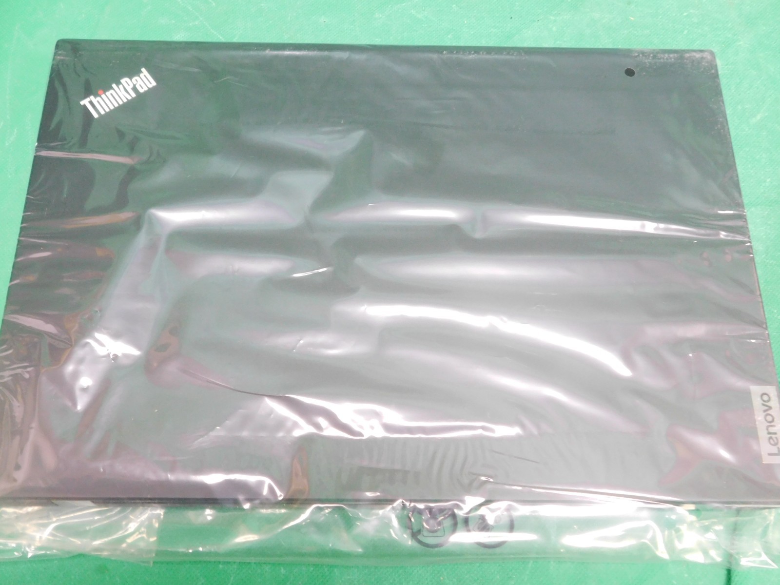 Lenovo – 15.6″ ThinkPad P15v Gen 1 Mobile WorkStation – Black – Free Ship